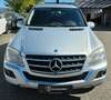 Mercedes-Benz ML 300 CDI BlueEfficiency Silber - thumbnail 2