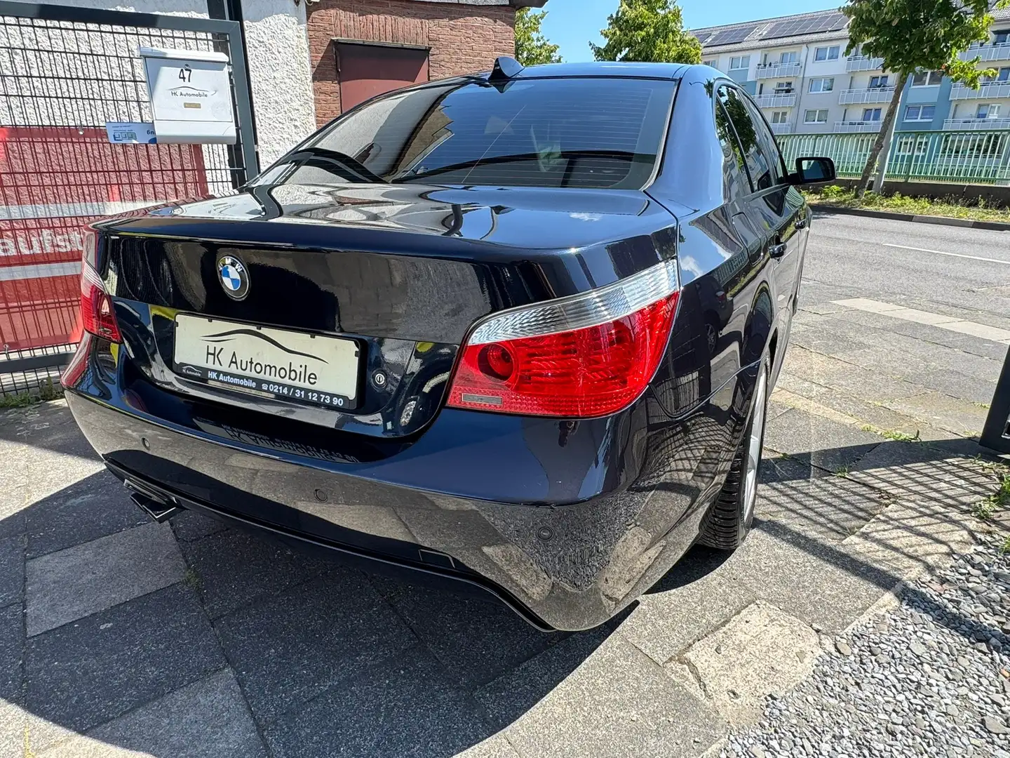 BMW 525 525i M Paket, Leder, Xenon, Fekete - 2