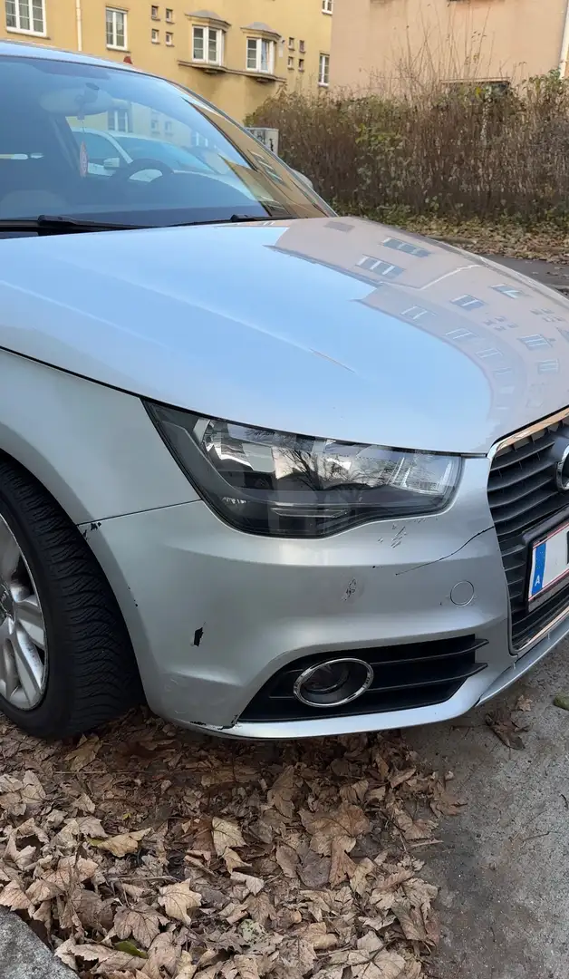 Audi A1 A1 1,2 TFSI Ambition Ambition Grau - 1