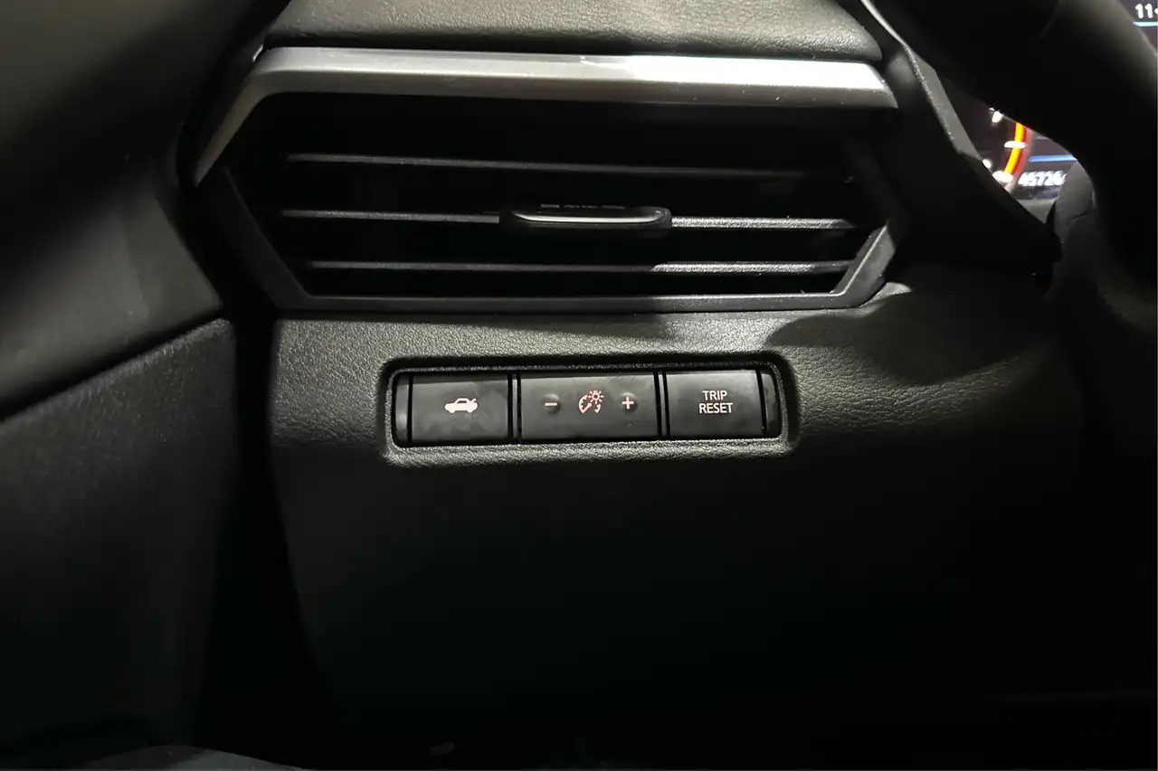 Nissan Altima снимка Nissan Altima