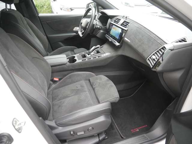 DS Automobiles DS 7 Crossback E-Tense Performance Line+ 4x4