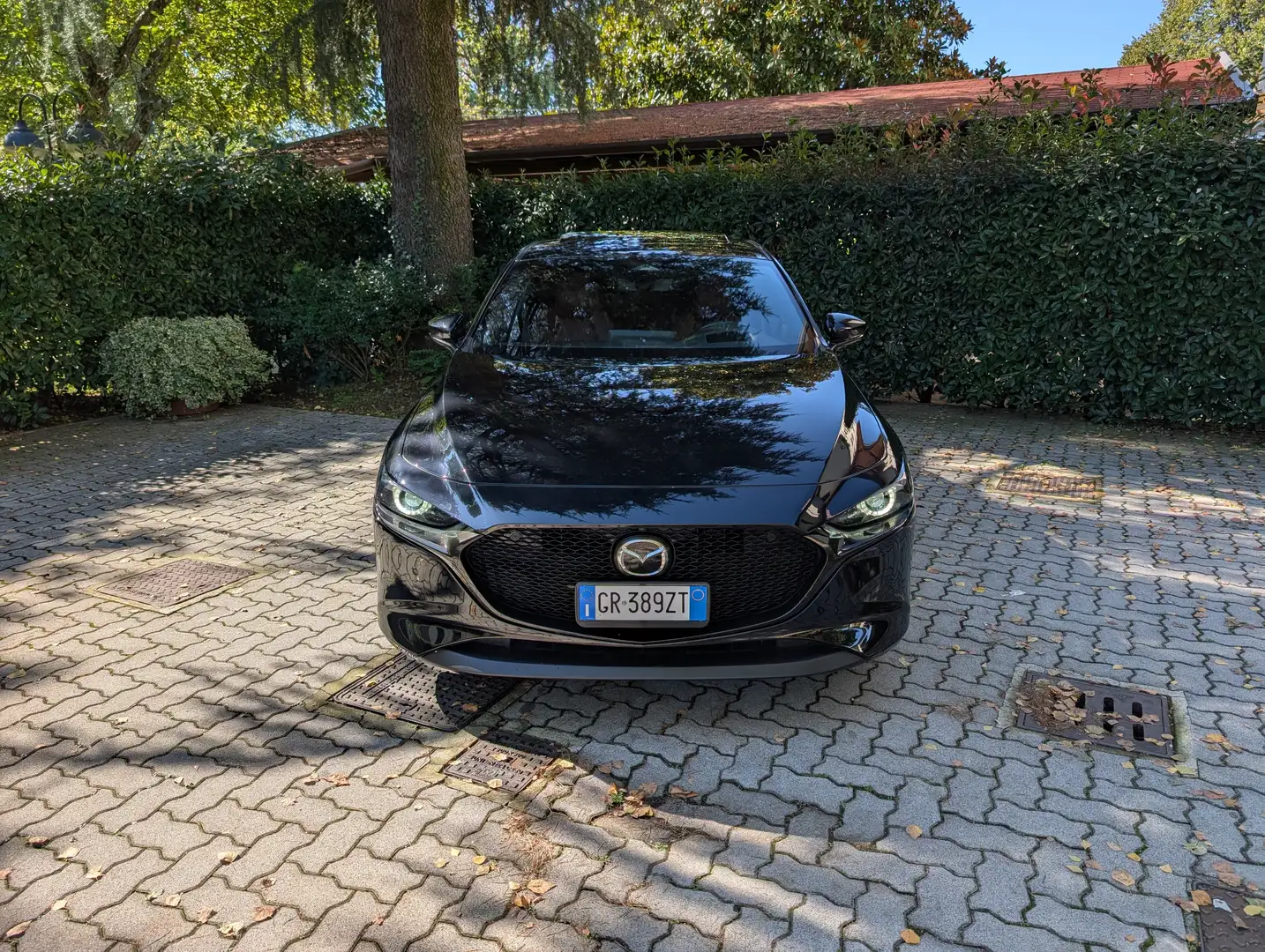 Mazda 3 2.0L e-Skyactiv-X M Hybrid Exclusive Zwart - 2
