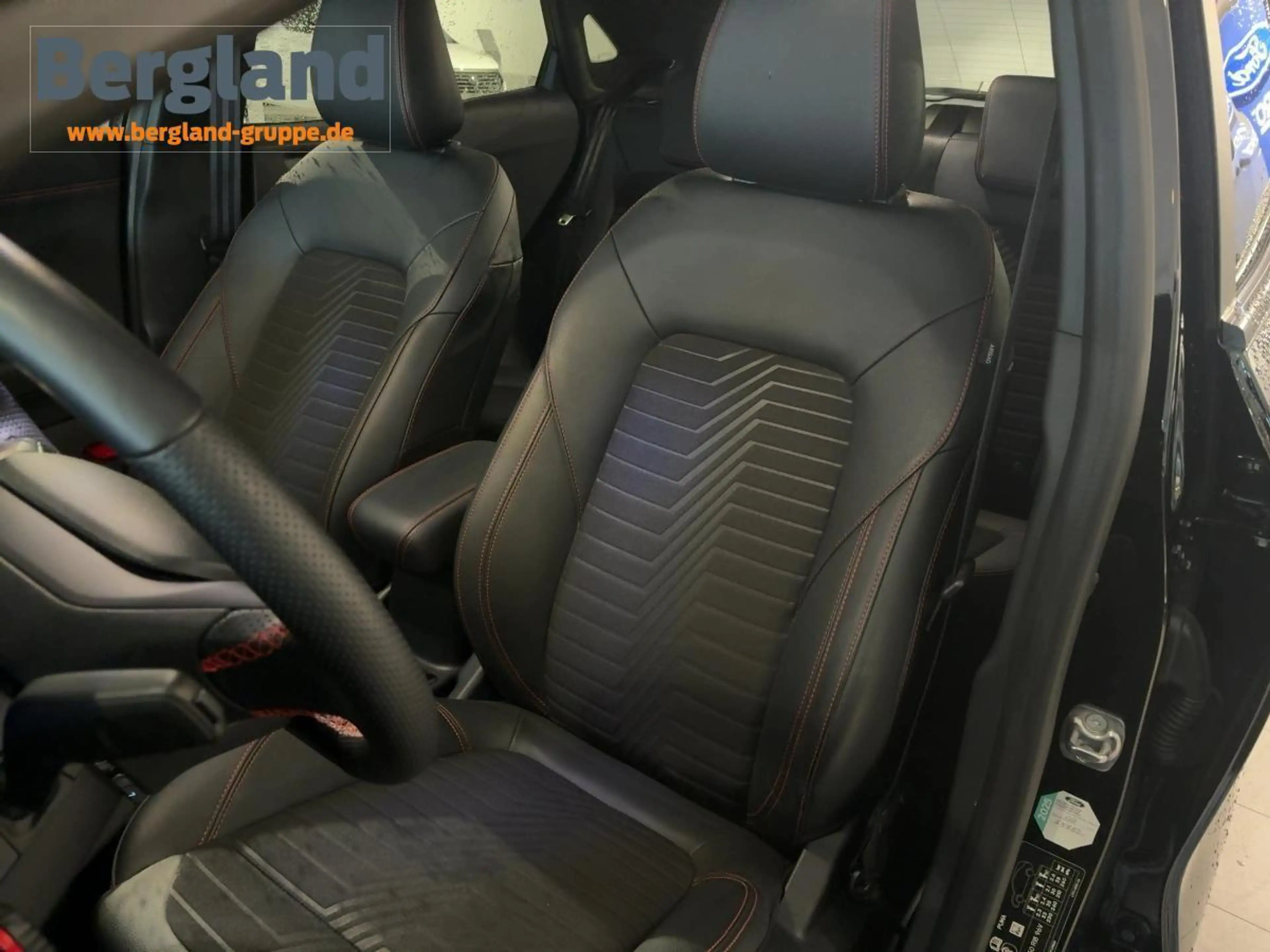 Ford Puma 1,0 l EcoBoost Hybrid 92 kW (125 PS) ST-Line — photo 12