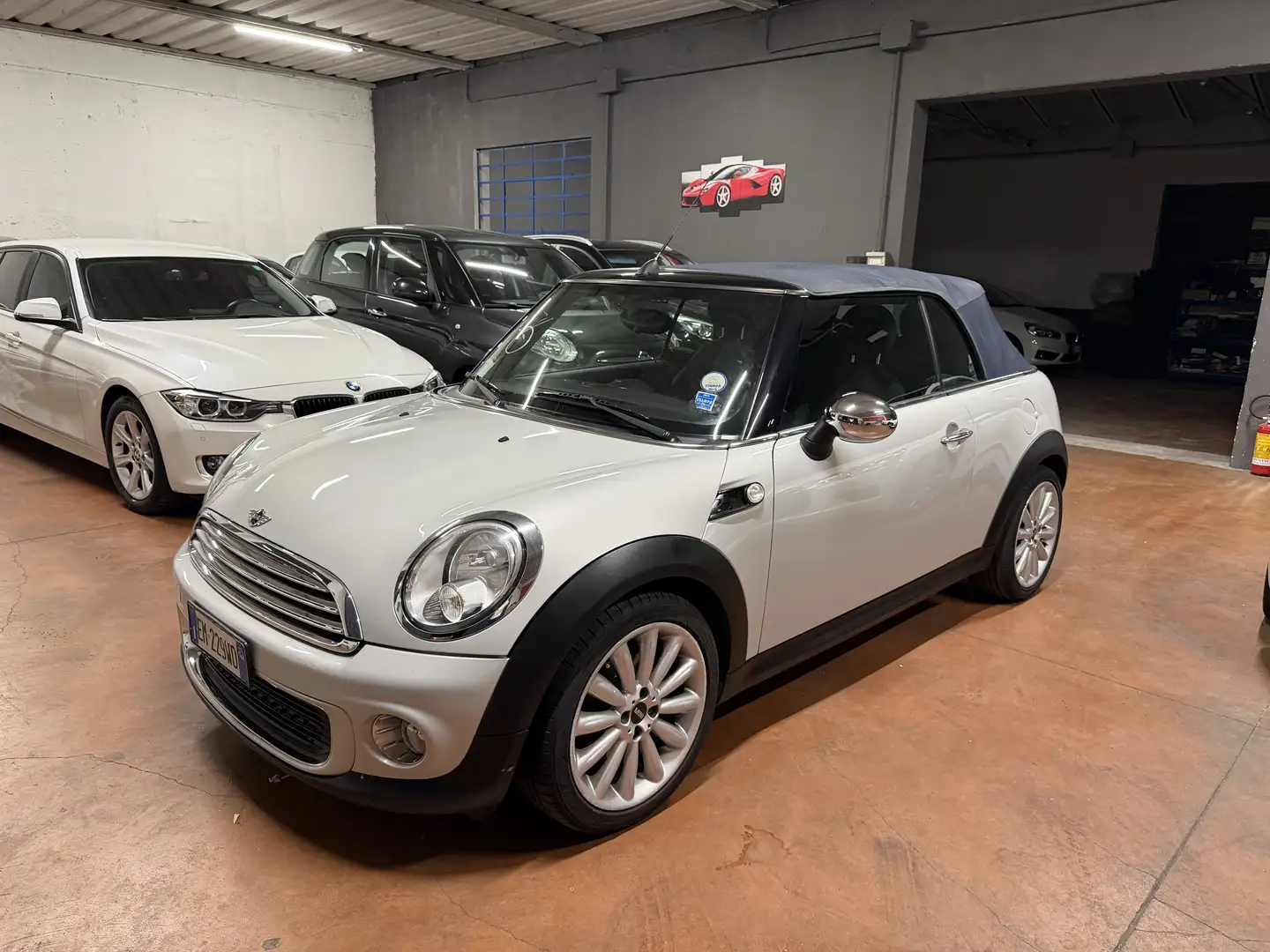 MINI Cooper C Cabrio Grau - 2