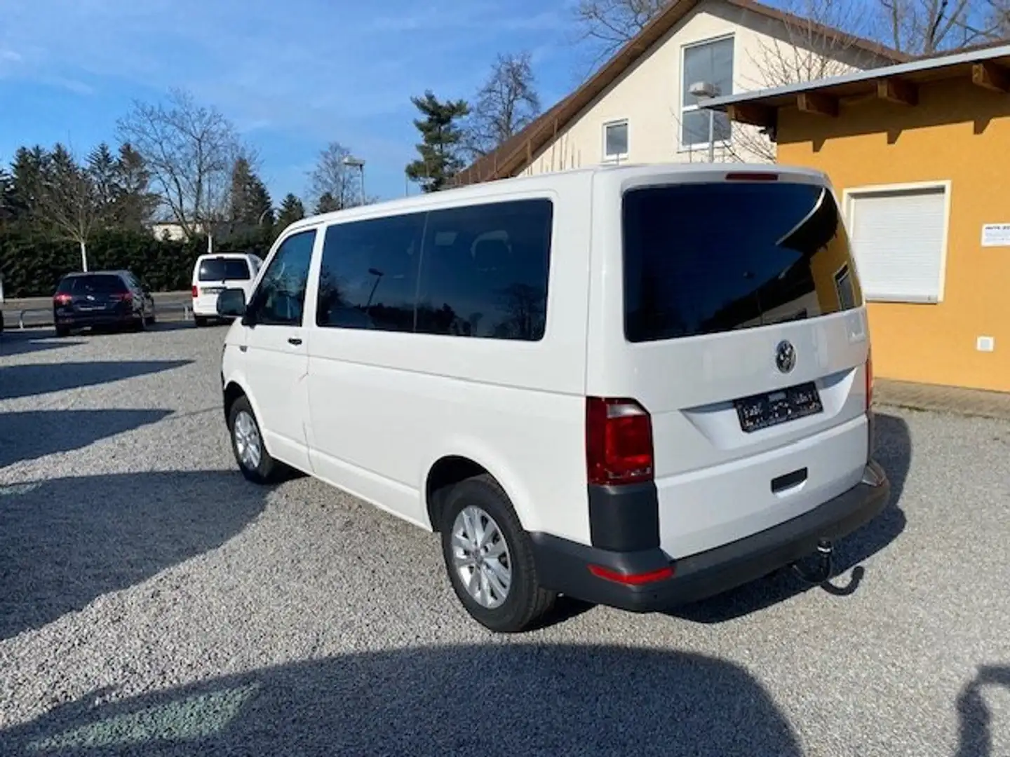 Volkswagen T6 Kombi Kombi 8 Sitzer Alufelge AHK Blanc - 2