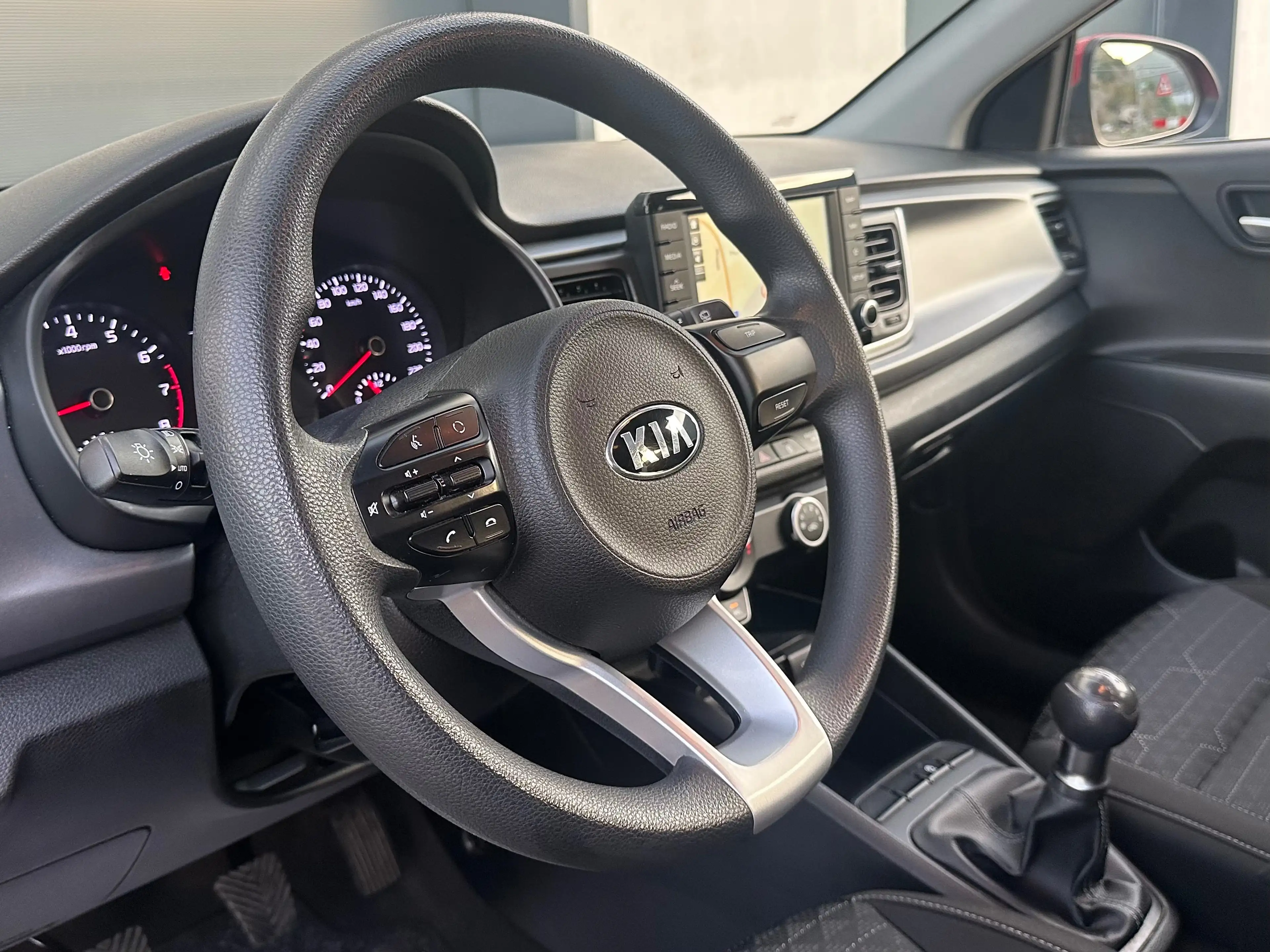 Kia Rio 1.2Essence 84CV/PK / Airco - Caméra 2018 — photo 8