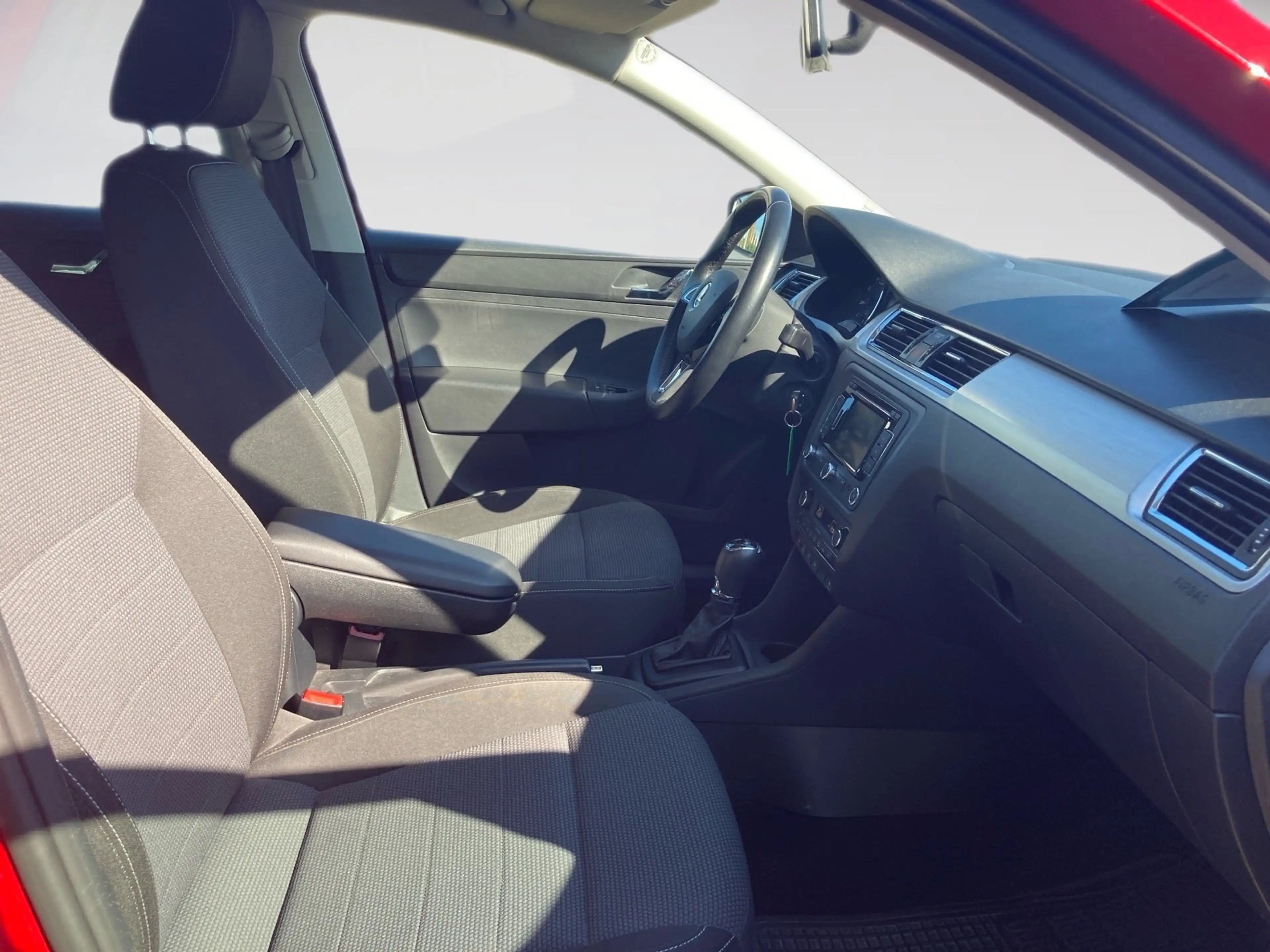 Skoda Rapid/Spaceback Rapid Spaceback Elegance 1.4L TSI NAVI.SIHZ.MuFu.P — photo 9