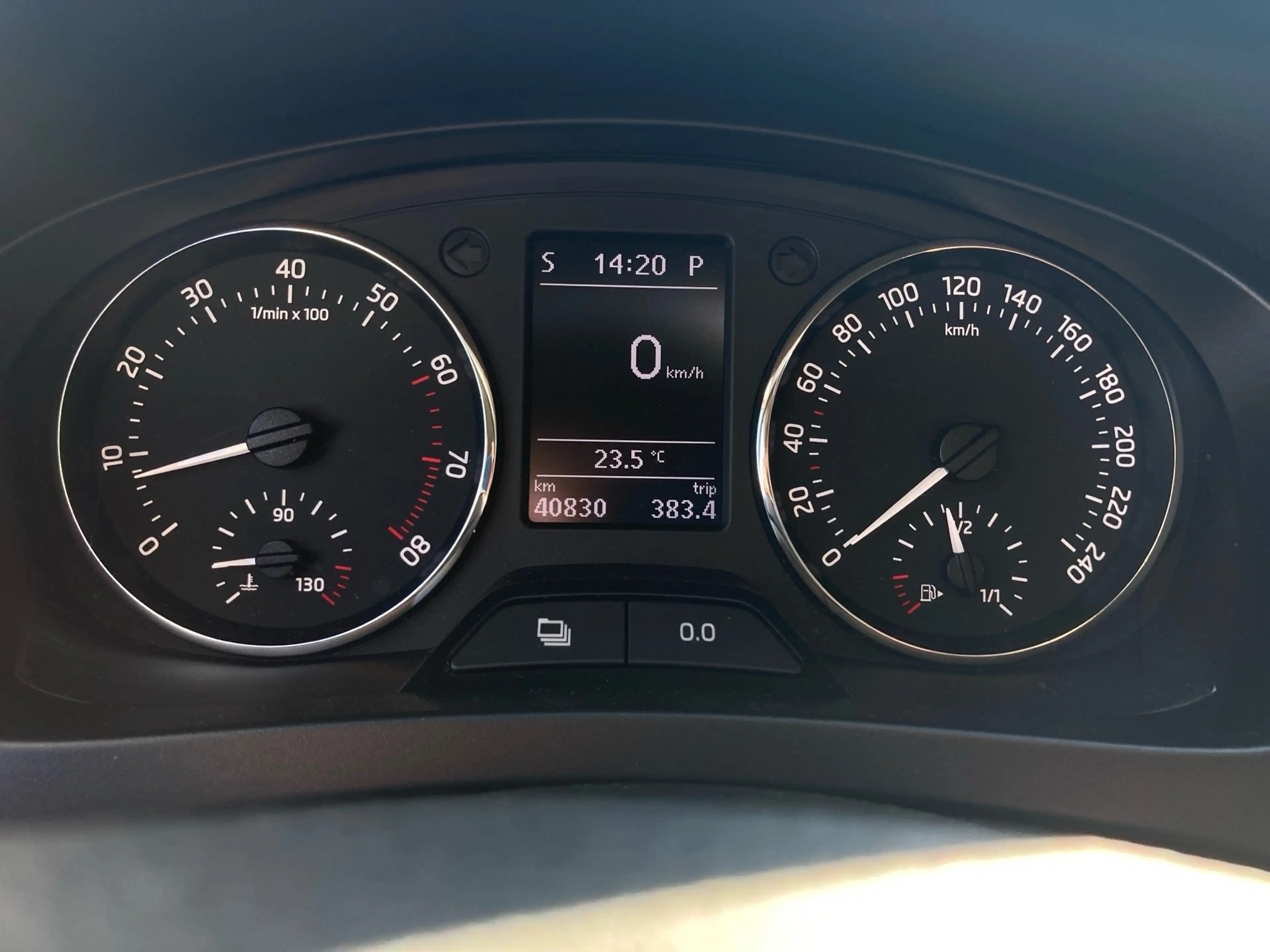 Skoda Rapid/Spaceback Rapid Spaceback Elegance 1.4L TSI NAVI.SIHZ.MuFu.P — photo 13