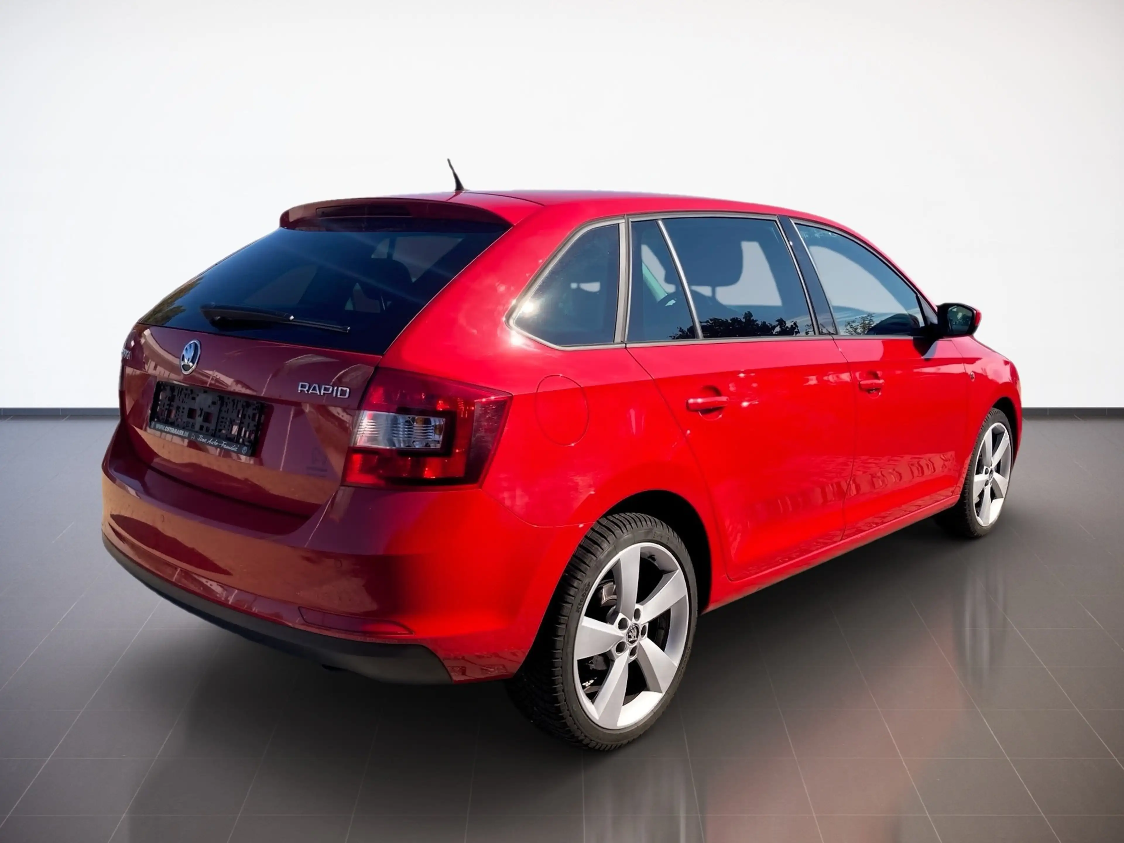 Skoda Rapid/Spaceback Rapid Spaceback Elegance 1.4L TSI NAVI.SIHZ.MuFu.P — photo 4