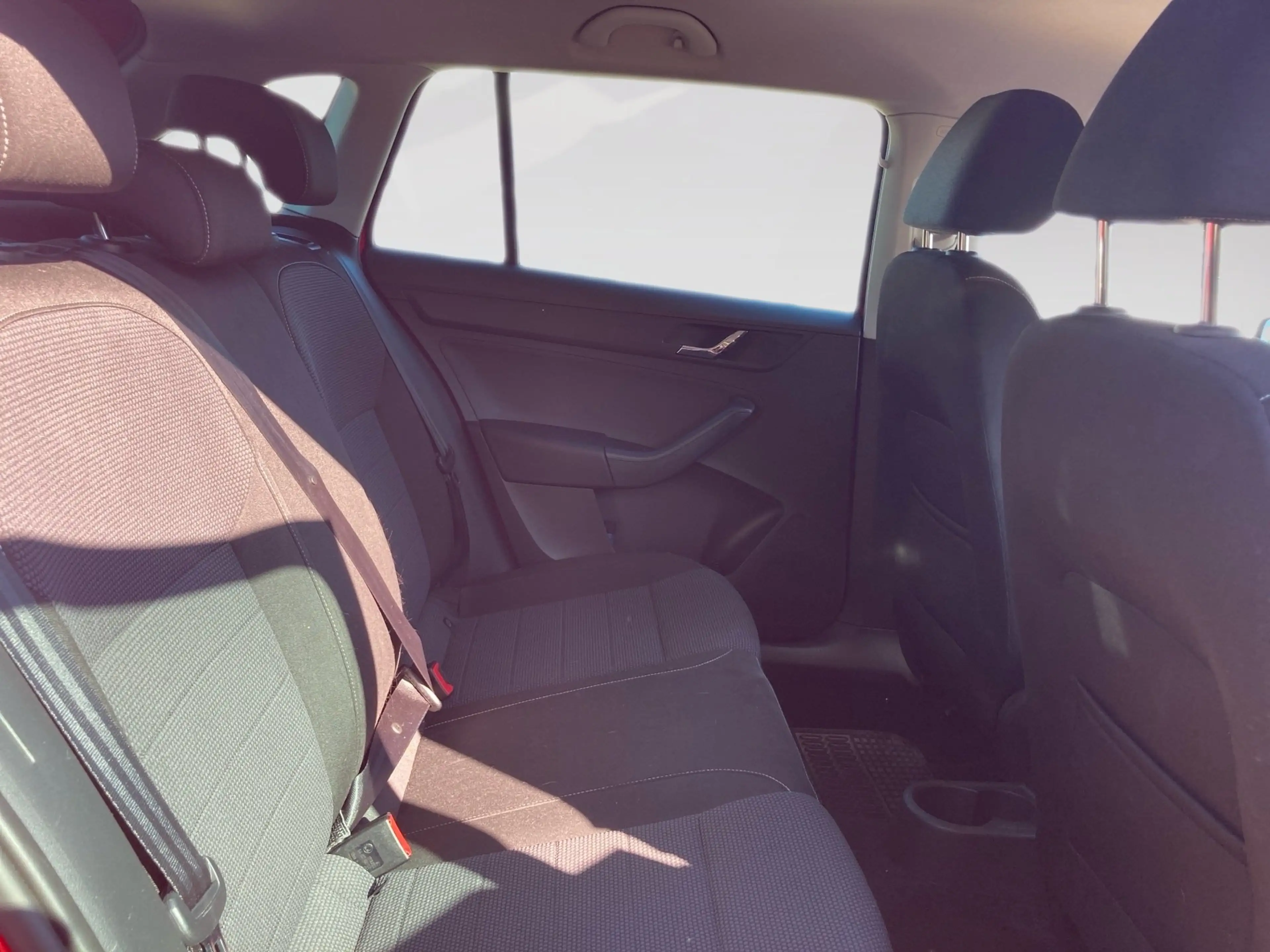 Skoda Rapid/Spaceback Rapid Spaceback Elegance 1.4L TSI NAVI.SIHZ.MuFu.P — photo 10