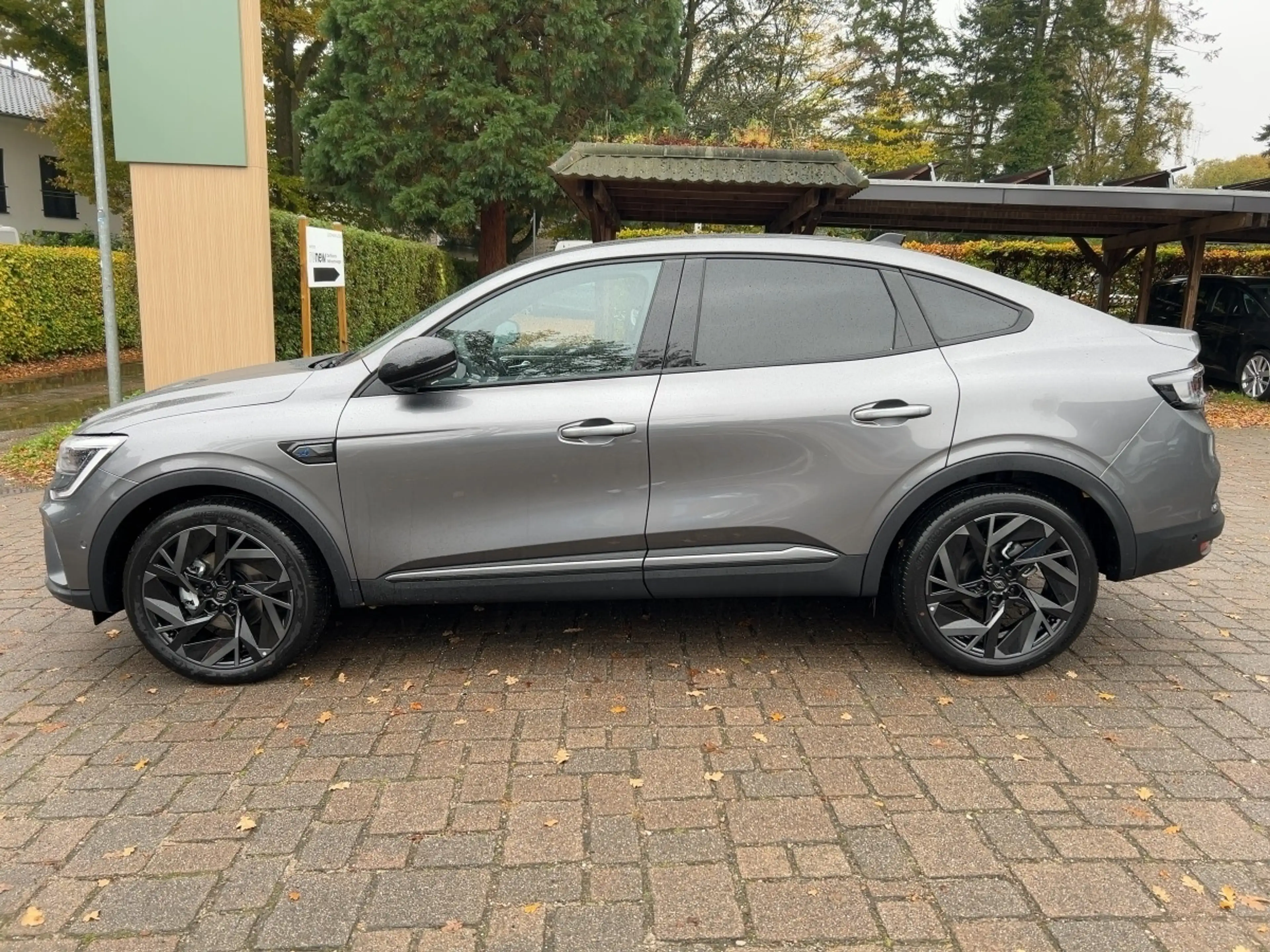 Renault Arkana Esprit Alpine Full-Hybrid 145/WINTER/CITY — photo 2