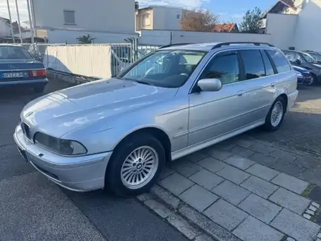 BMW 525 5er Touring 525i touring Edition Exclusive
