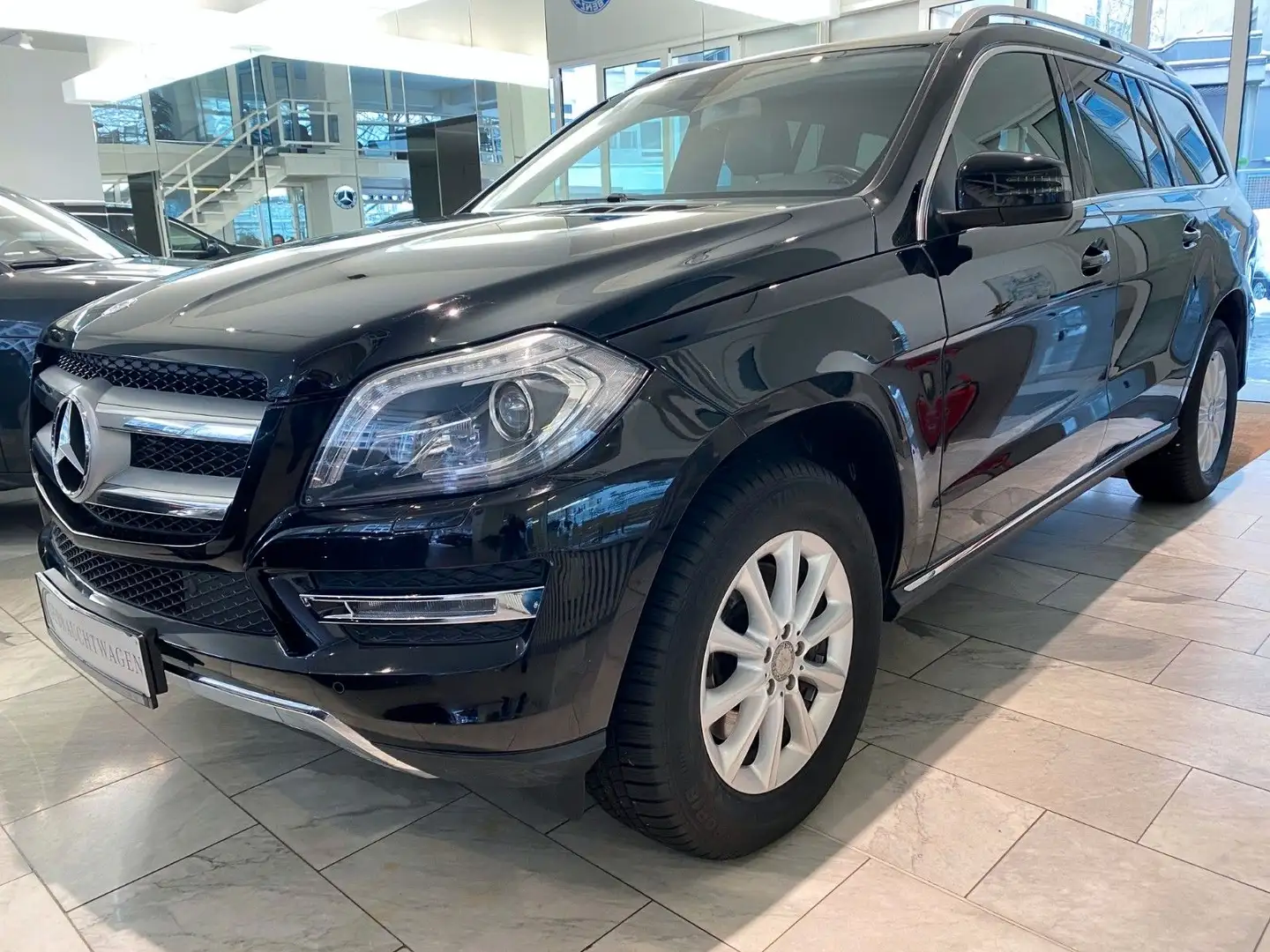 Mercedes-Benz GL 350 BT 4M Aut/SHD/Navi/Luft/AHK/7Sitze Negru - 1