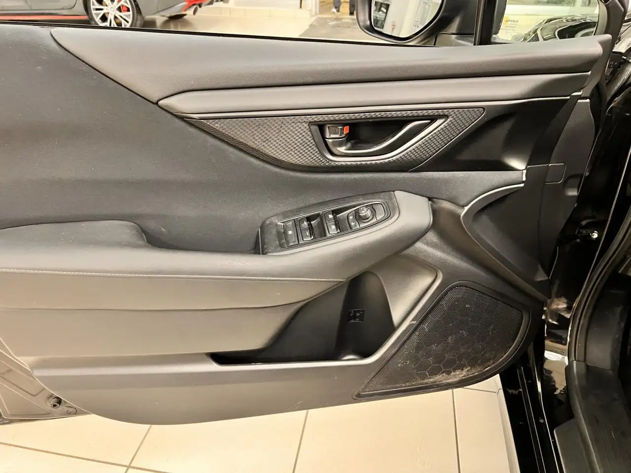 Subaru Legacy снимка Subaru Legacy
