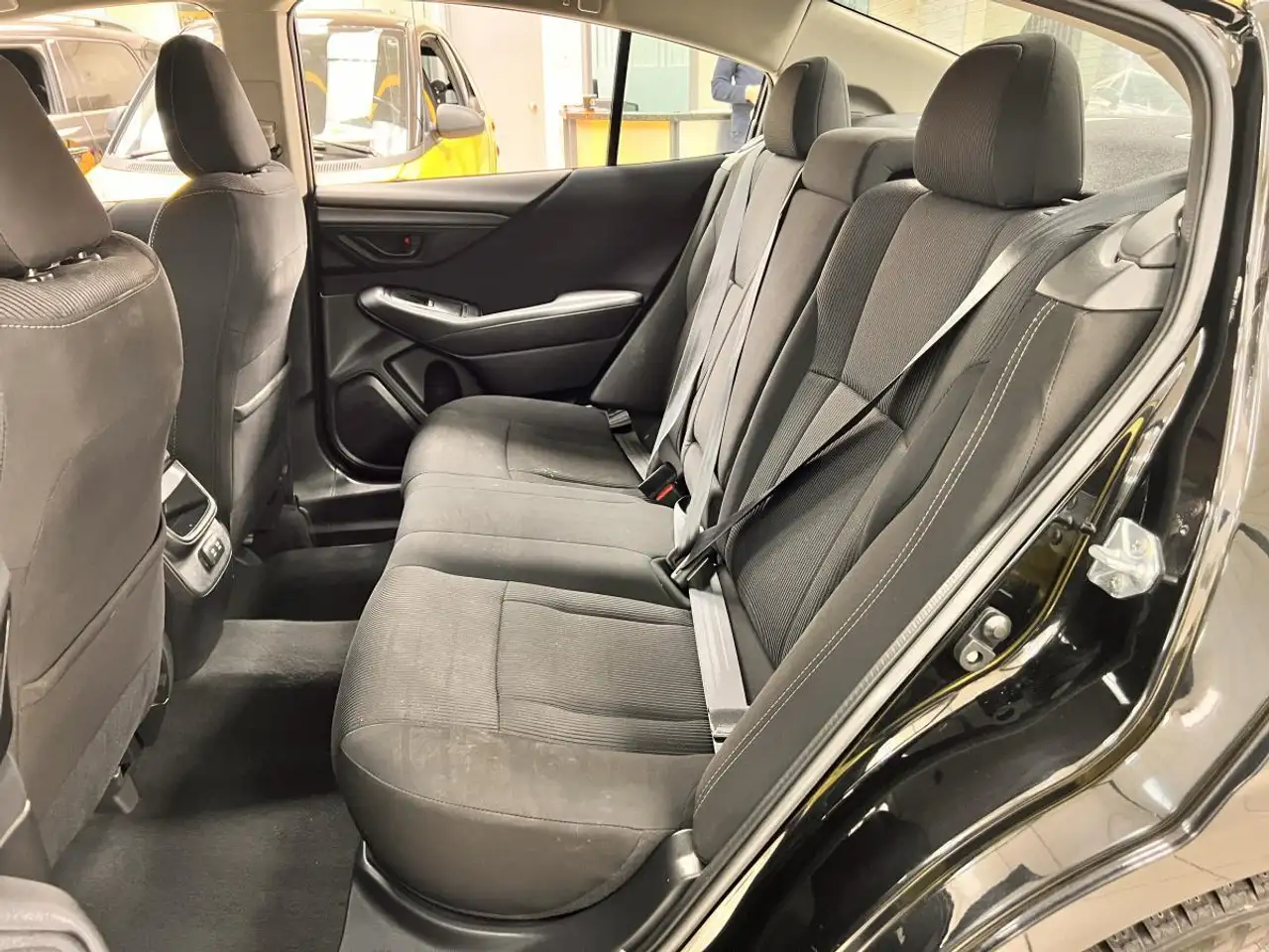 Subaru Legacy снимка Subaru Legacy