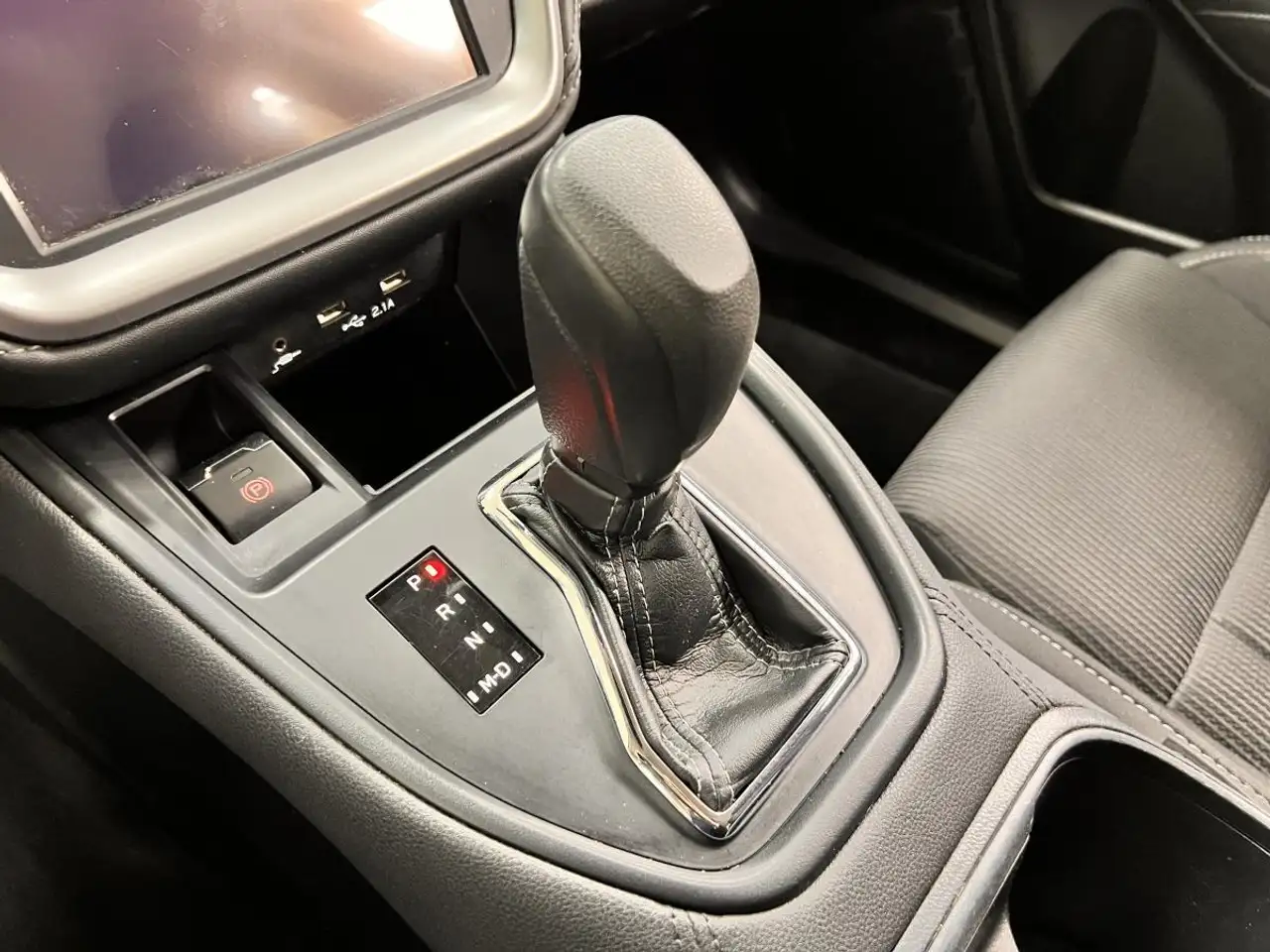 Subaru Legacy снимка Subaru Legacy