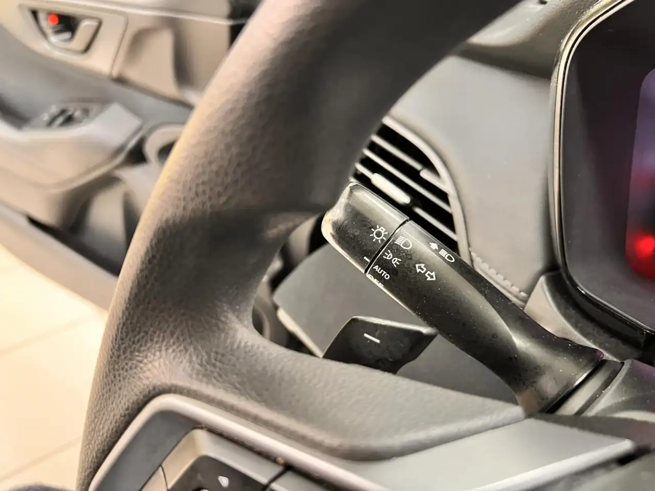 Subaru Legacy снимка Subaru Legacy