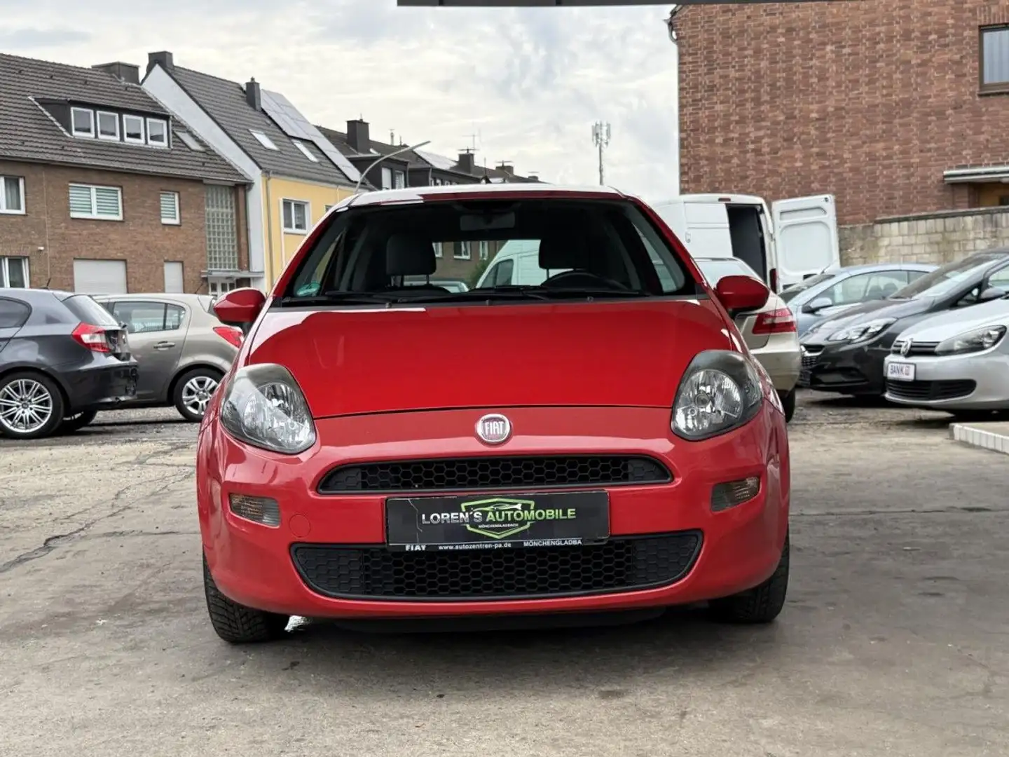 Fiat Punto More*1-HAND*KLIMA*SHZ*8-FACH*ZENTRAL* Rouge - 2