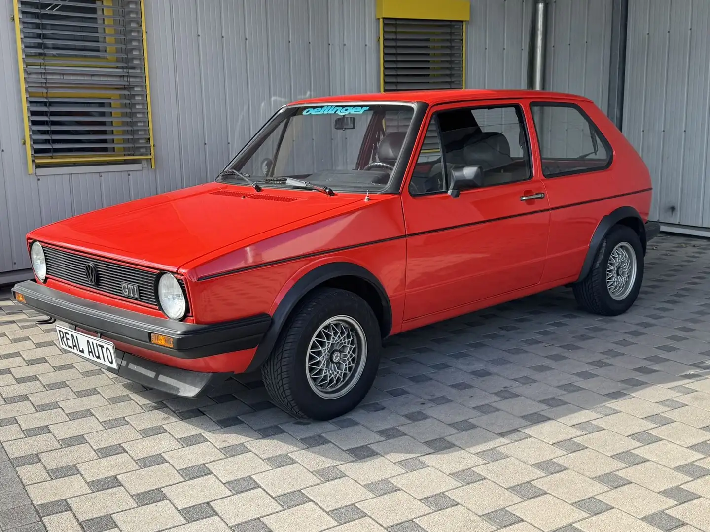 Volkswagen Golf 1 GTI H-Kennzeichen Rot - 1