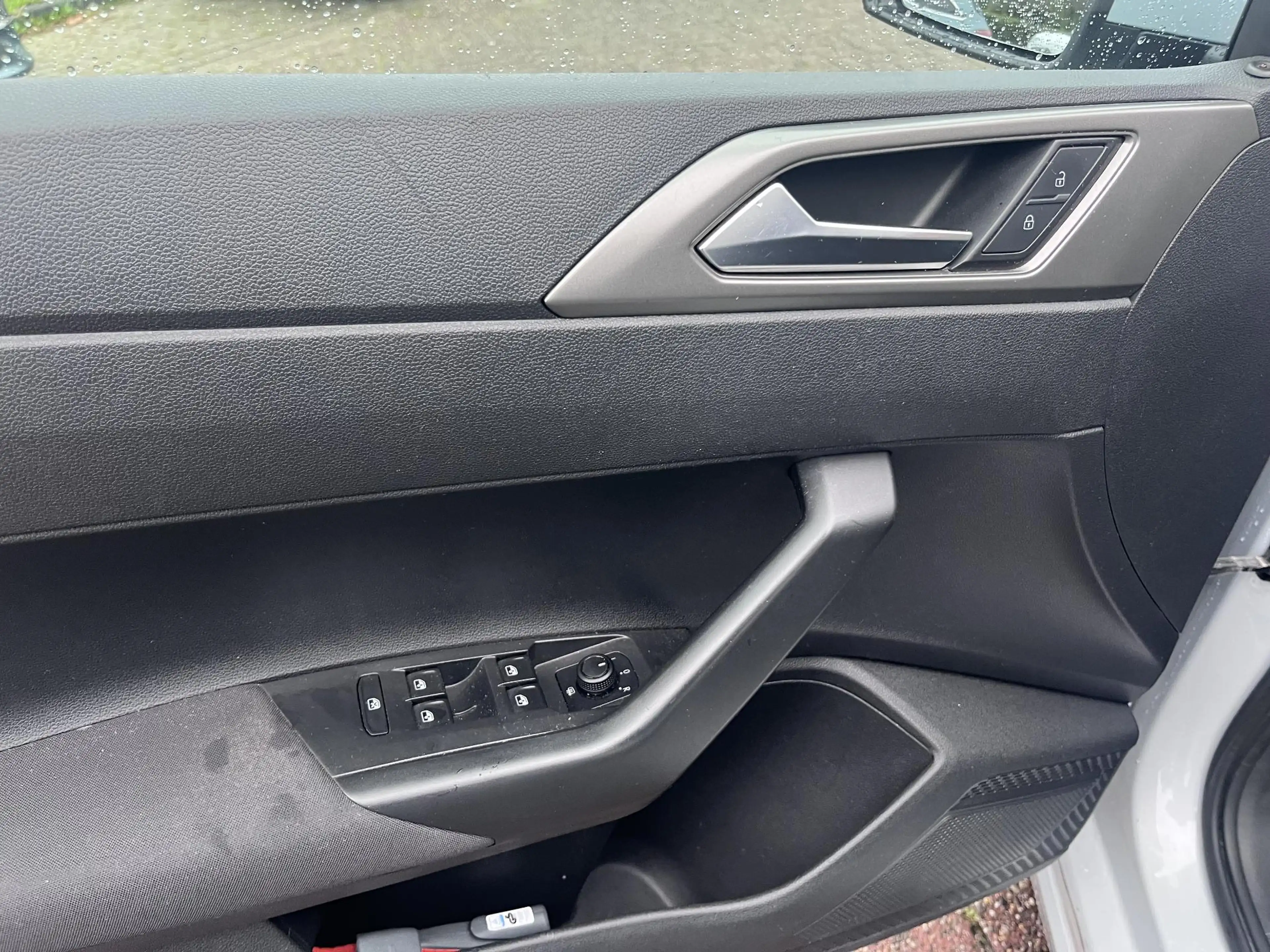 Volkswagen Polo 1.0 TSI Comfortline Lmv|Camera — photo 9