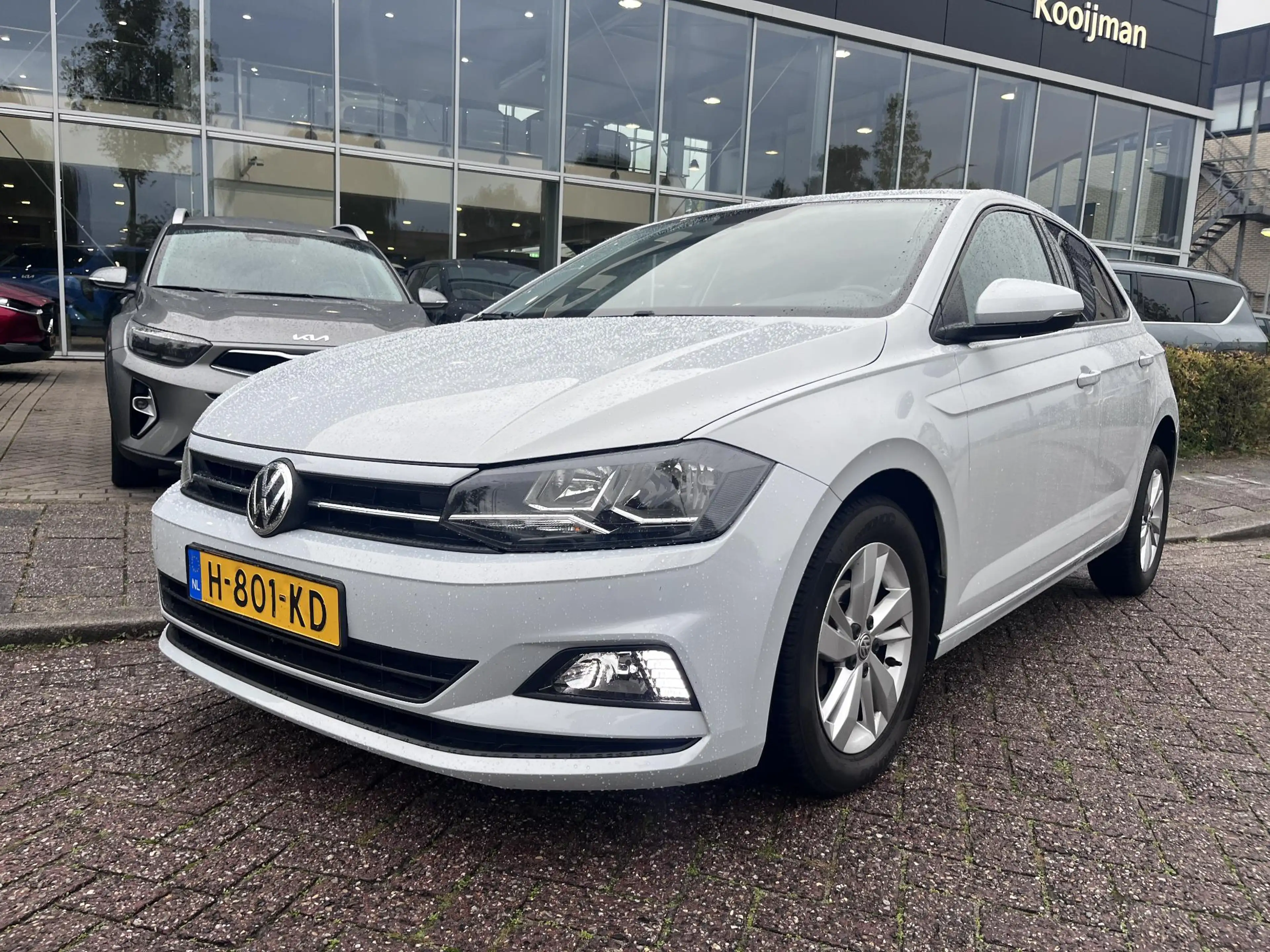 Volkswagen Polo 1.0 TSI Comfortline Lmv|Camera — photo 2