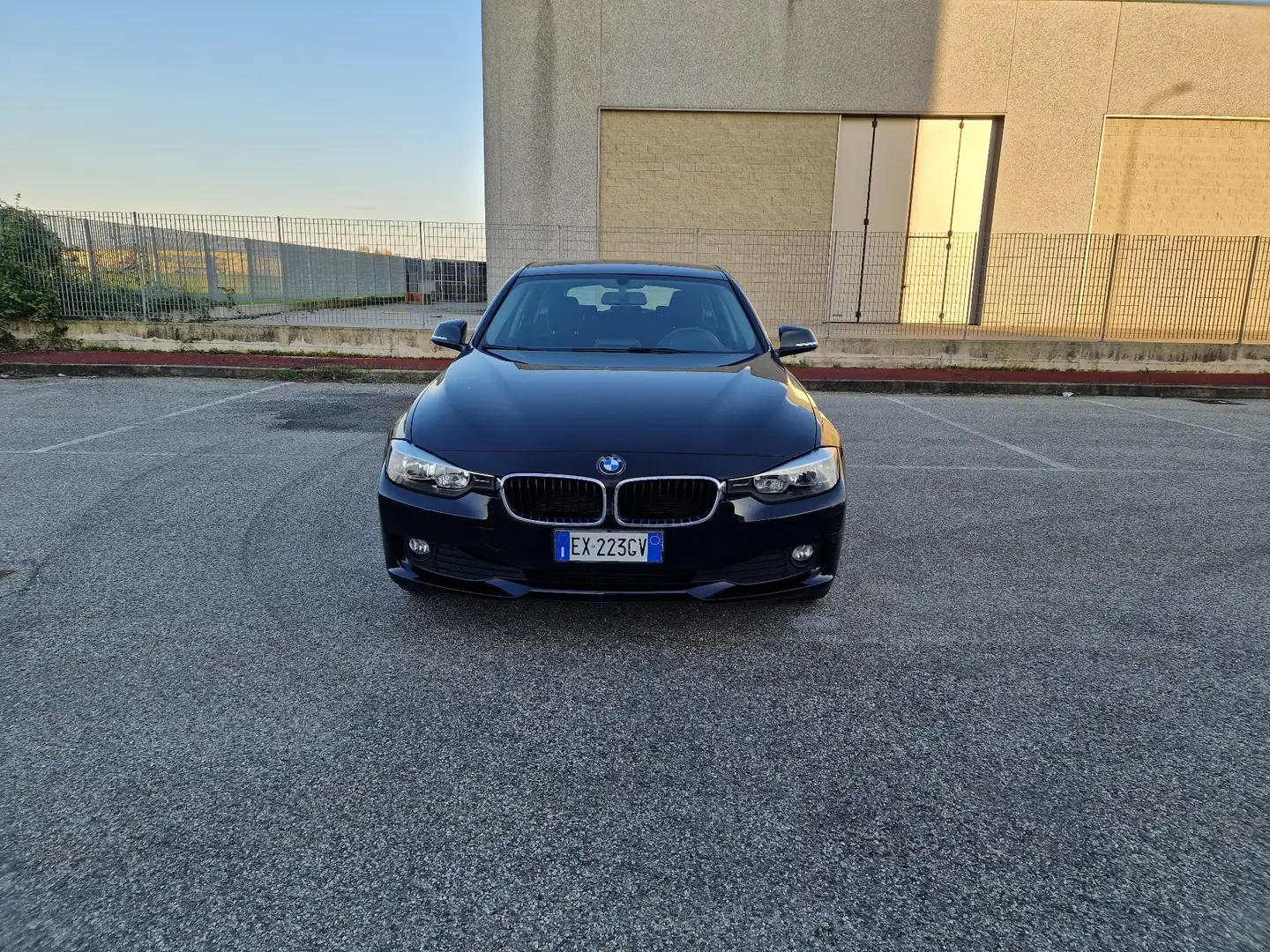 BMW 318 318d Touring Black - 2