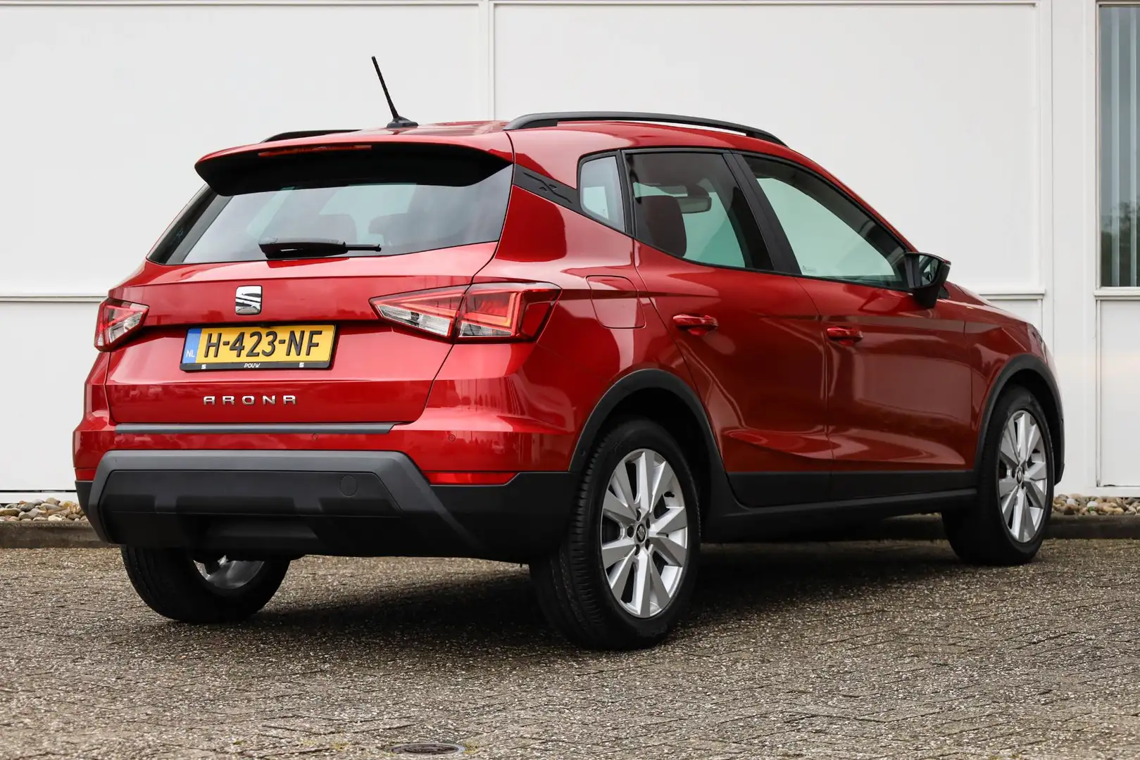 SEAT Arona 1.0 TSI 95pk Style Business Intense | Beats | Crui Rouge - 2