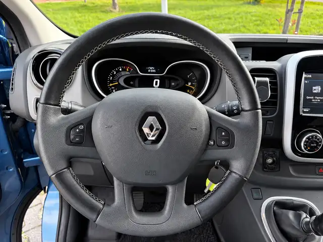 Renault Trafic view 8
