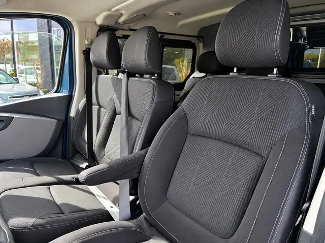 Renault Trafic view 16