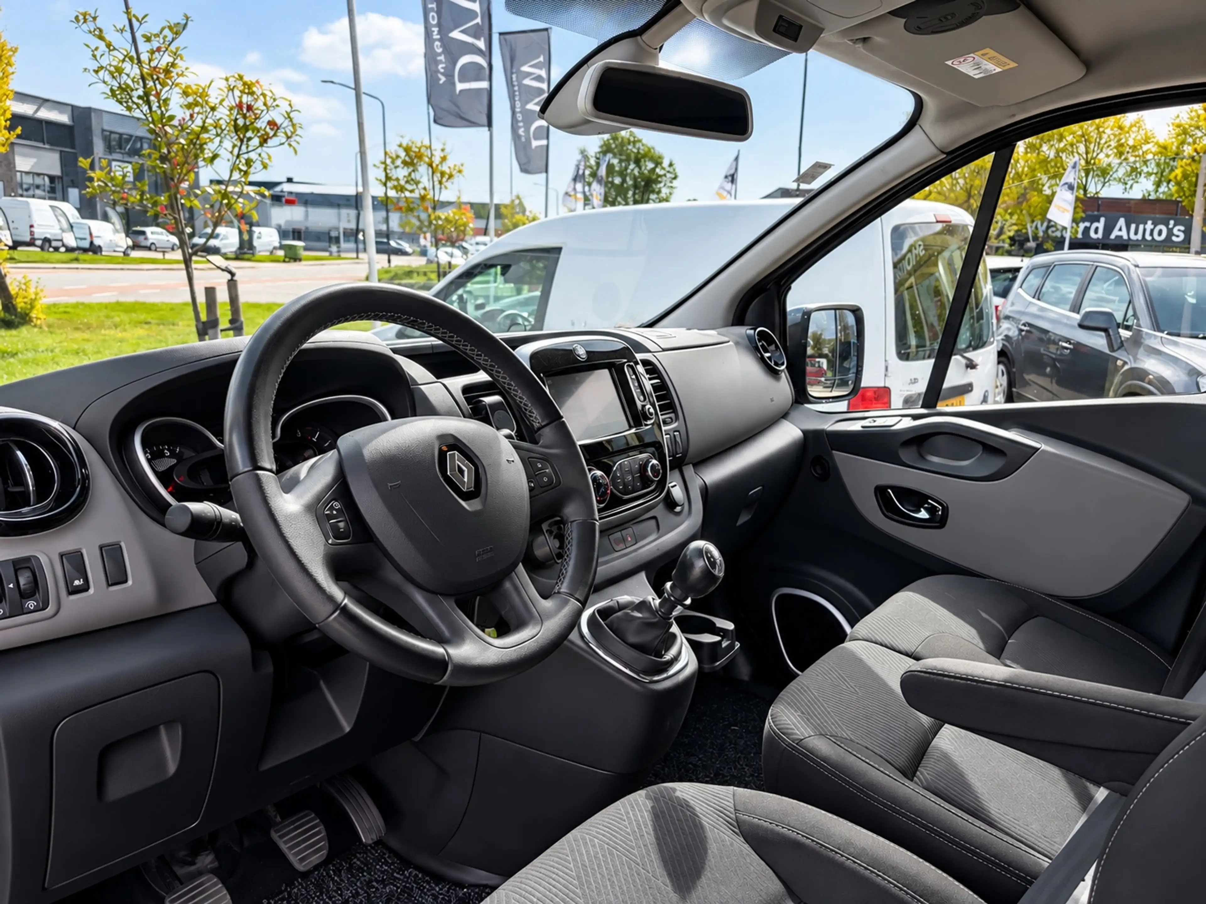 Renault Trafic 1.6 dCi T29 L2H1 DC Turbo2 — photo 7