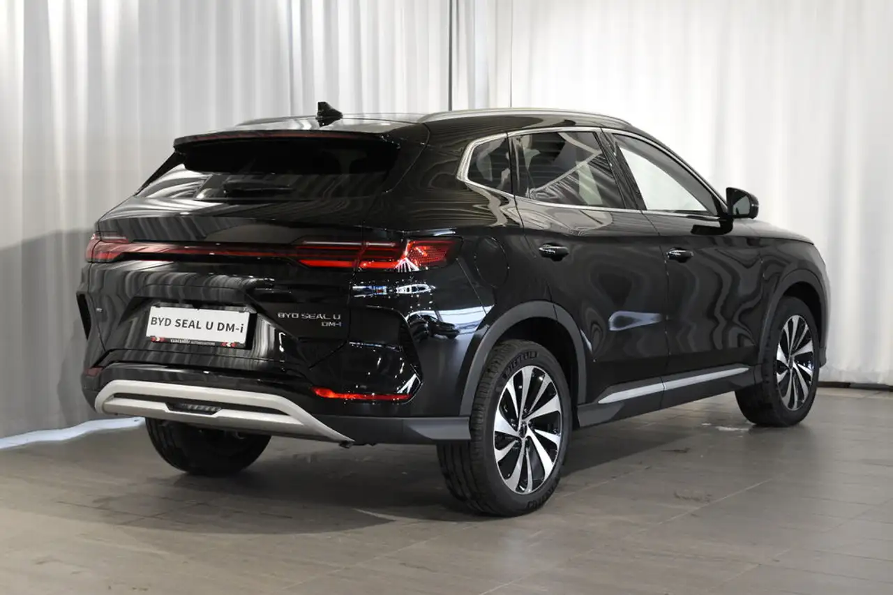 BYD SEAL U