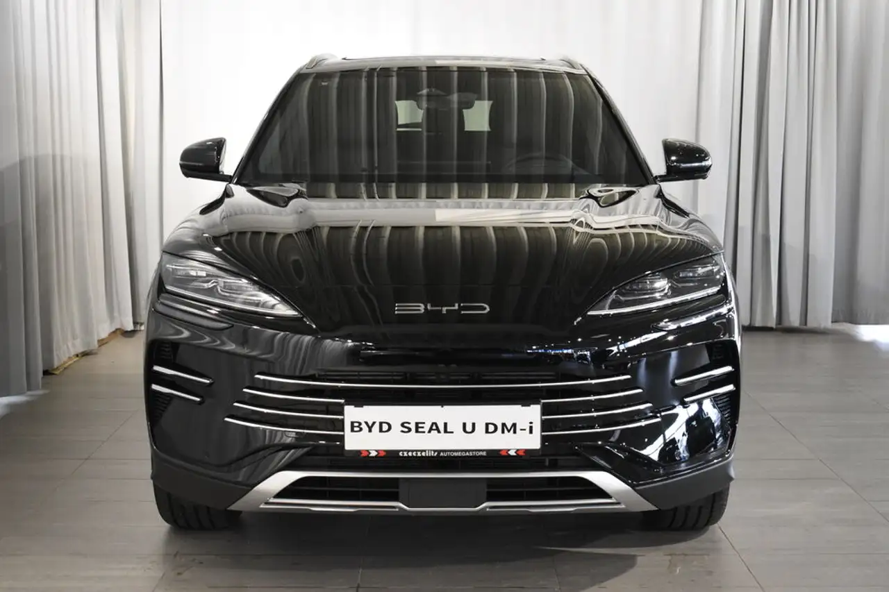 BYD SEAL U