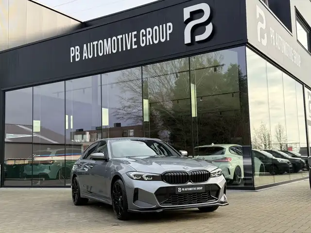 BMW 330 M-sport-Curved Display-Led-XDrive-Lane assist