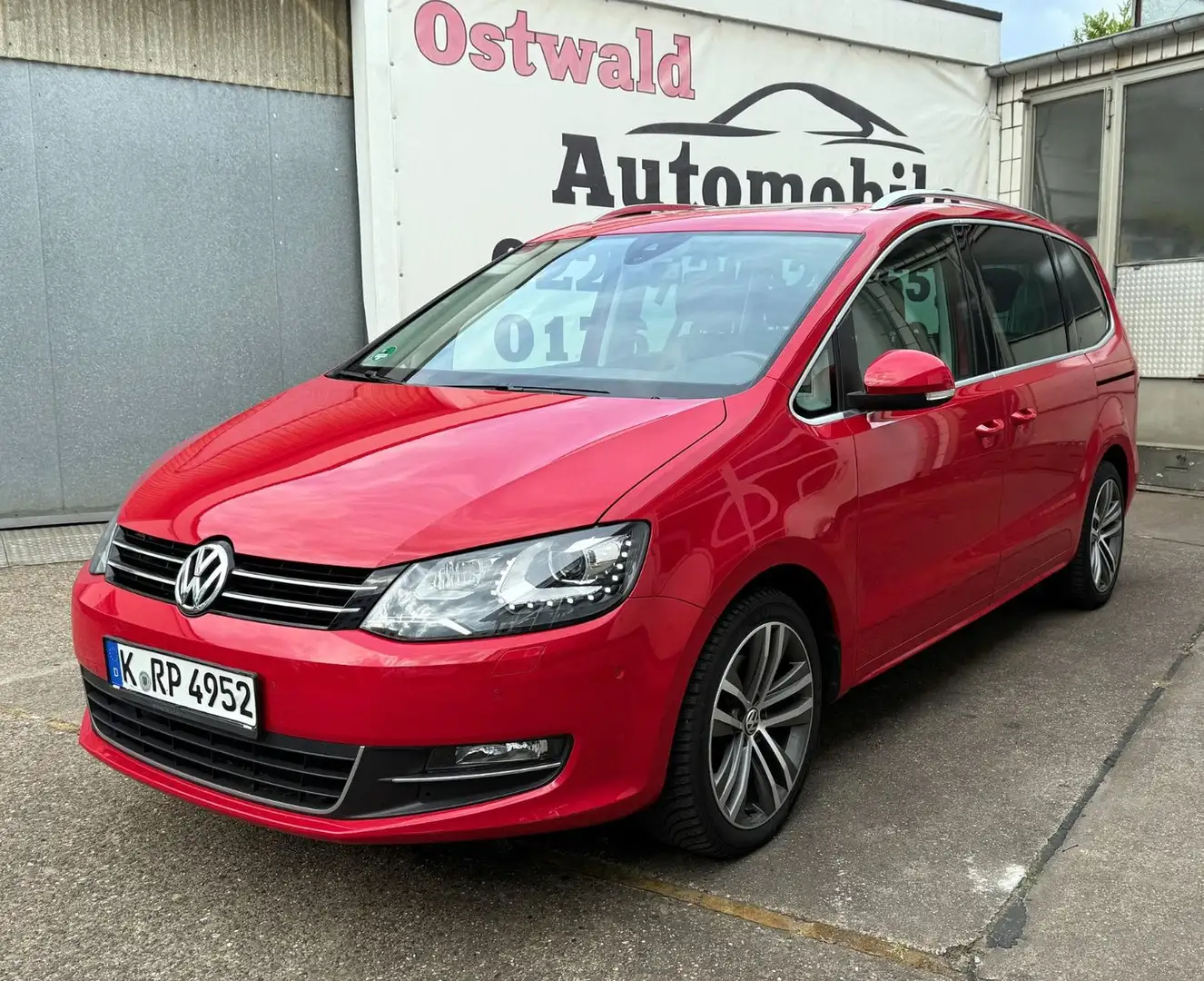 Volkswagen Sharan 2.0 TDI DSG Highl. LEDER/PANO/KAMERA/LED Rouge - 1