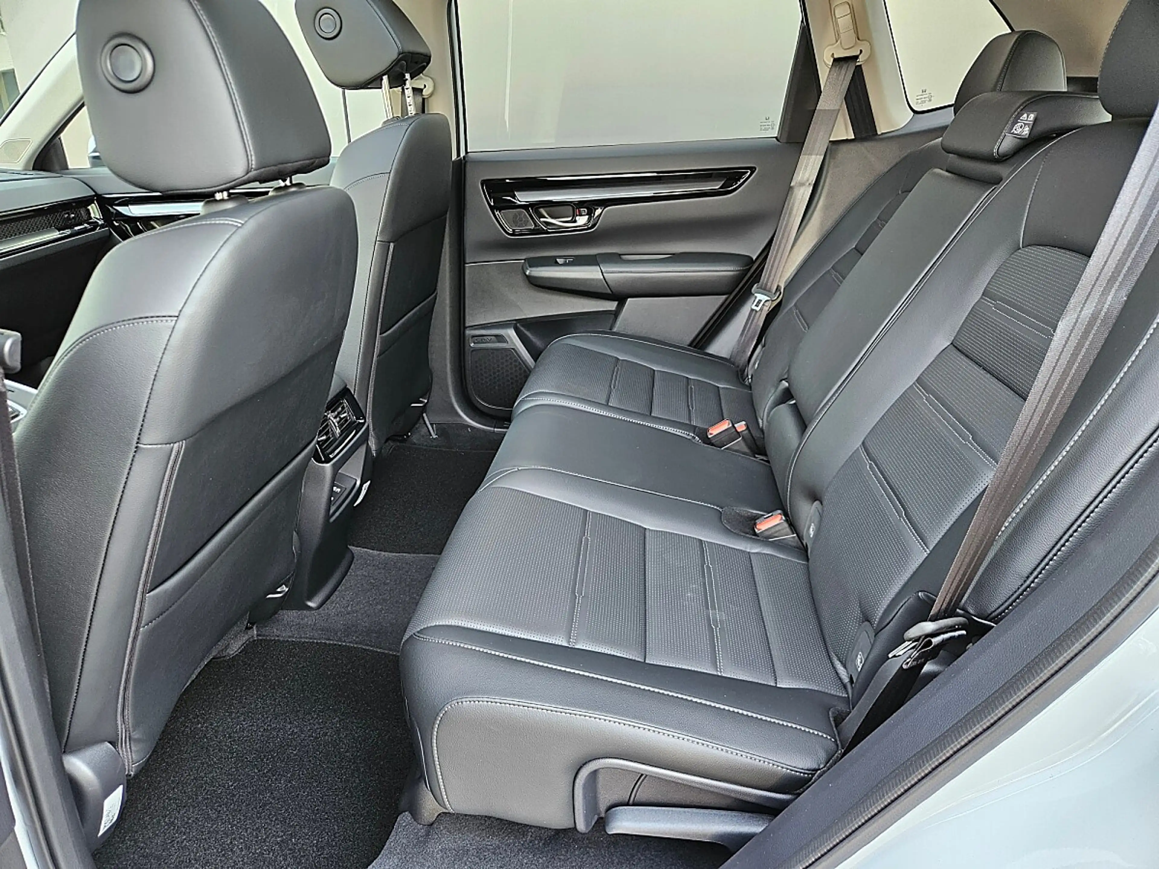 Honda CR-V e:HEV Elegance AWD Aut. | Auto Stahl Wien 23 — photo 5