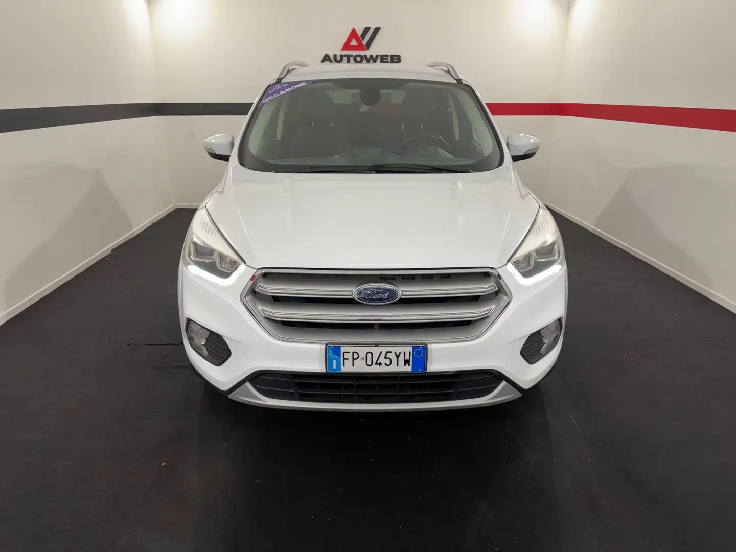 Ford Kuga Kuga 1.5 TDCI 120 CV S&S 2WD Powershift Titanium Bianco - 2