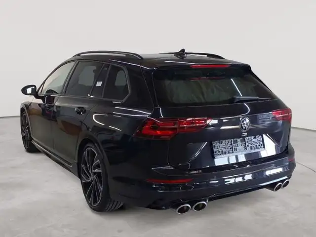 Volkswagen Golf view 2