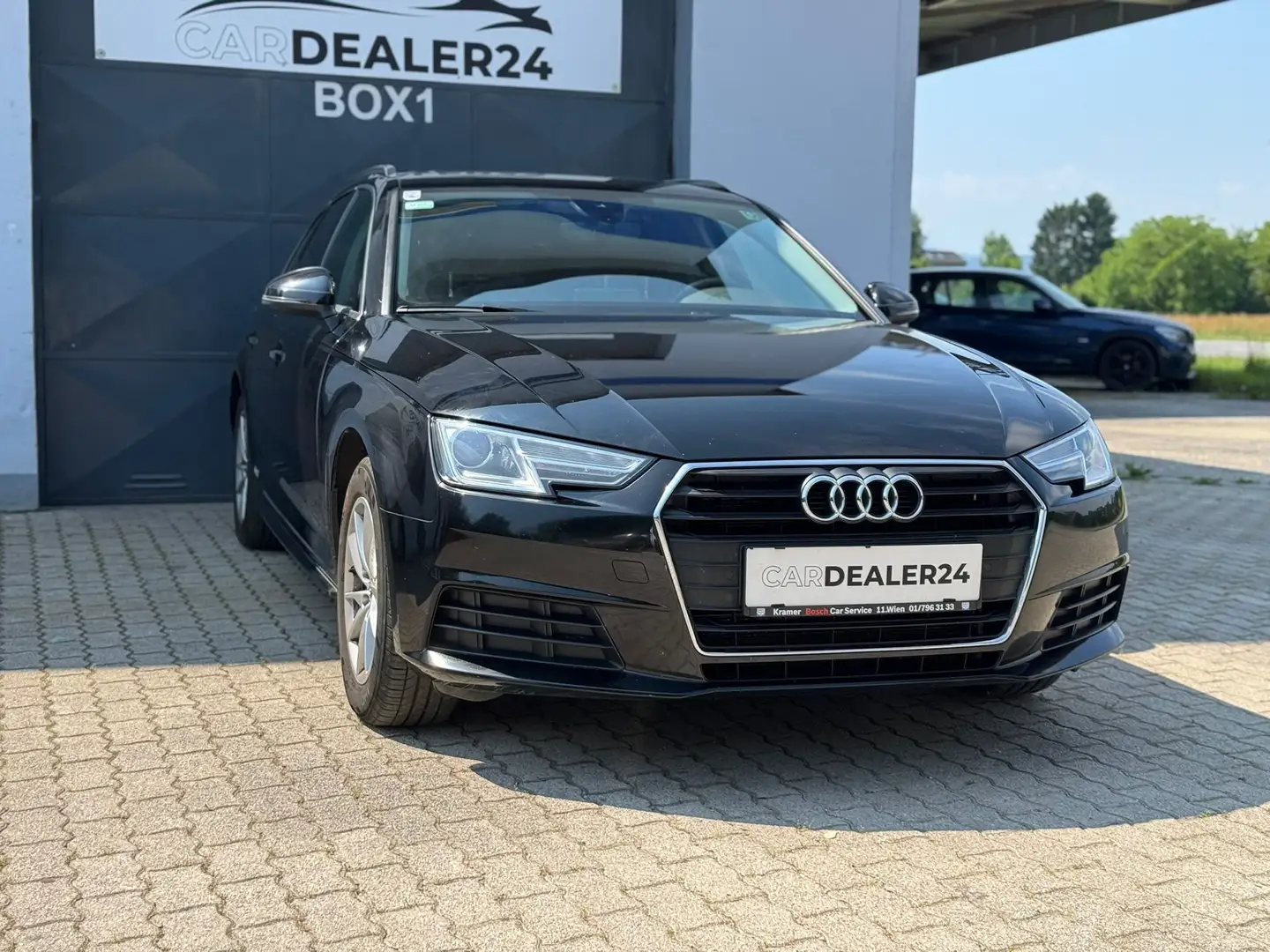 Audi A4 Avant 2,0 TDI S-tronic Schwarz - 2