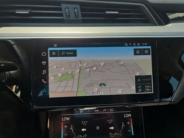 Audi Q8 E-Tron view 17