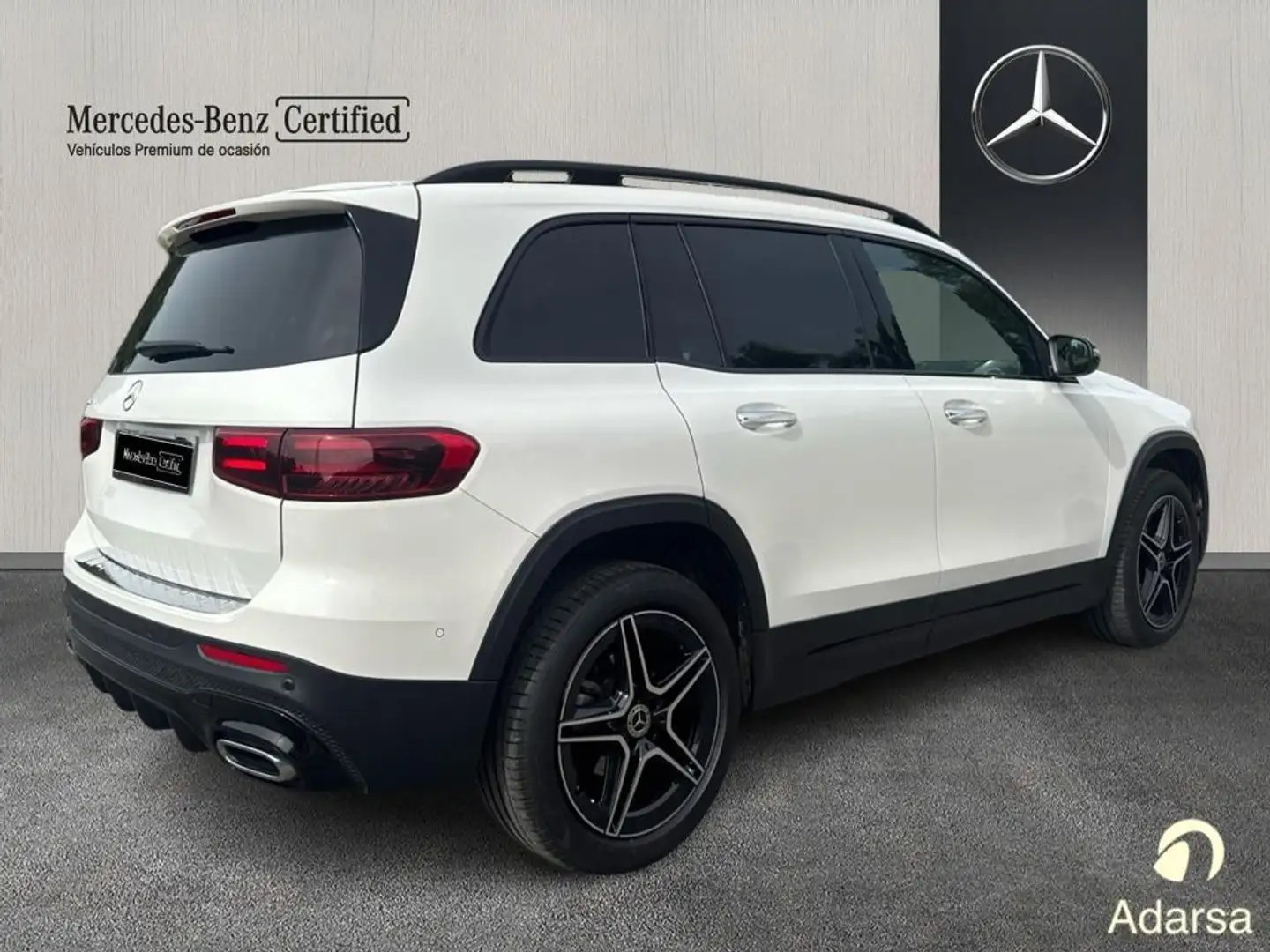 Mercedes-Benz GLB 200 d AMG Line - 2