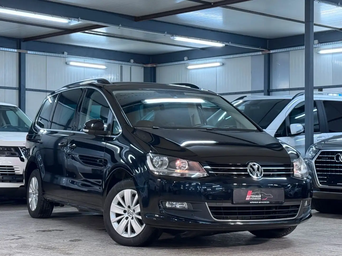 Volkswagen Sharan Comfortline BMT 7SITZER*KLIMA*PDC*NAVI Schwarz - 1