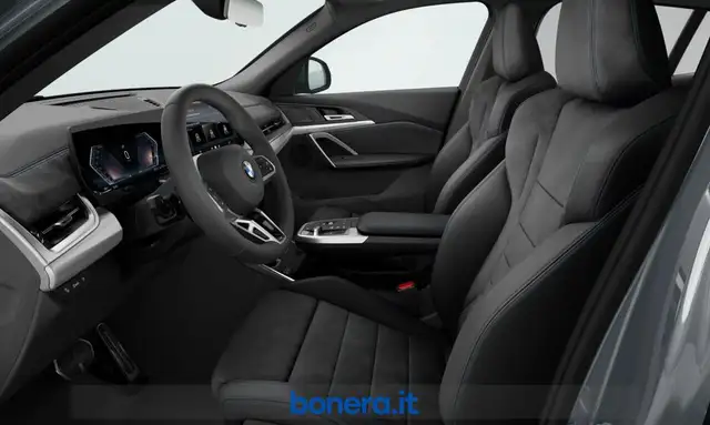 BMW X2 view 4