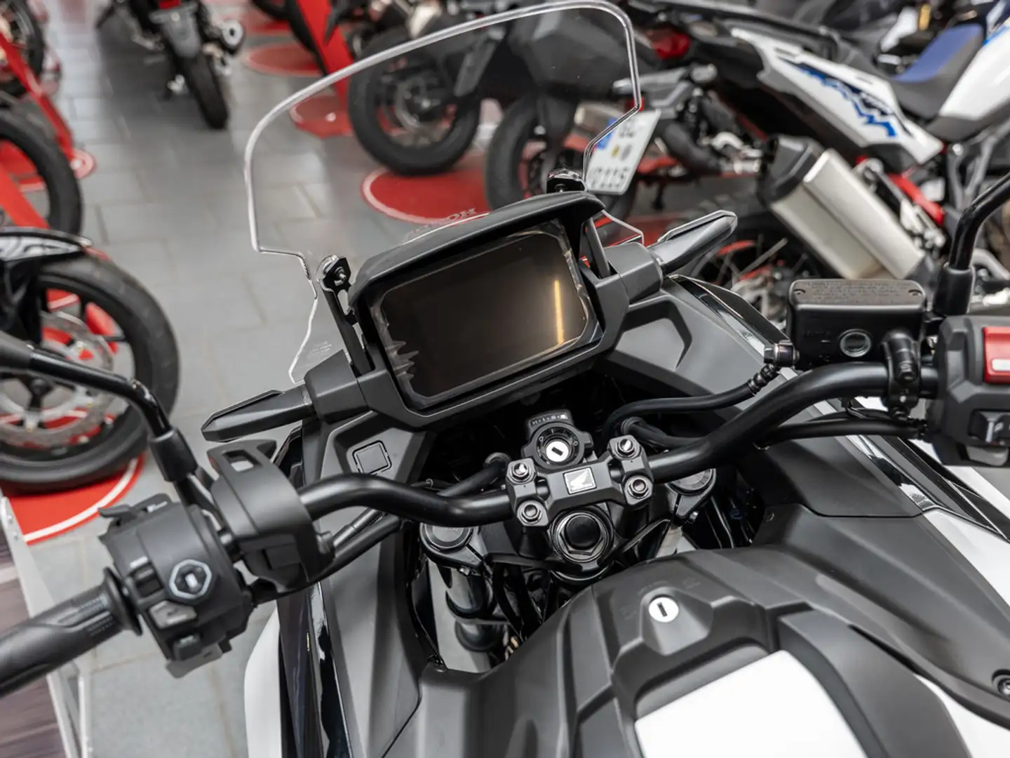 Honda NC 750 X DCT ABS LED Weiß - 2