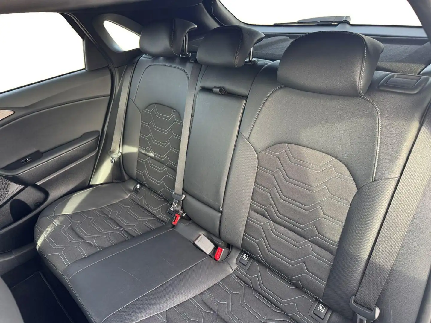 Kia Ceed / cee'd 1.0 TGDI Nightline Edition+NAVI+KAMERA+LED Gris - 1