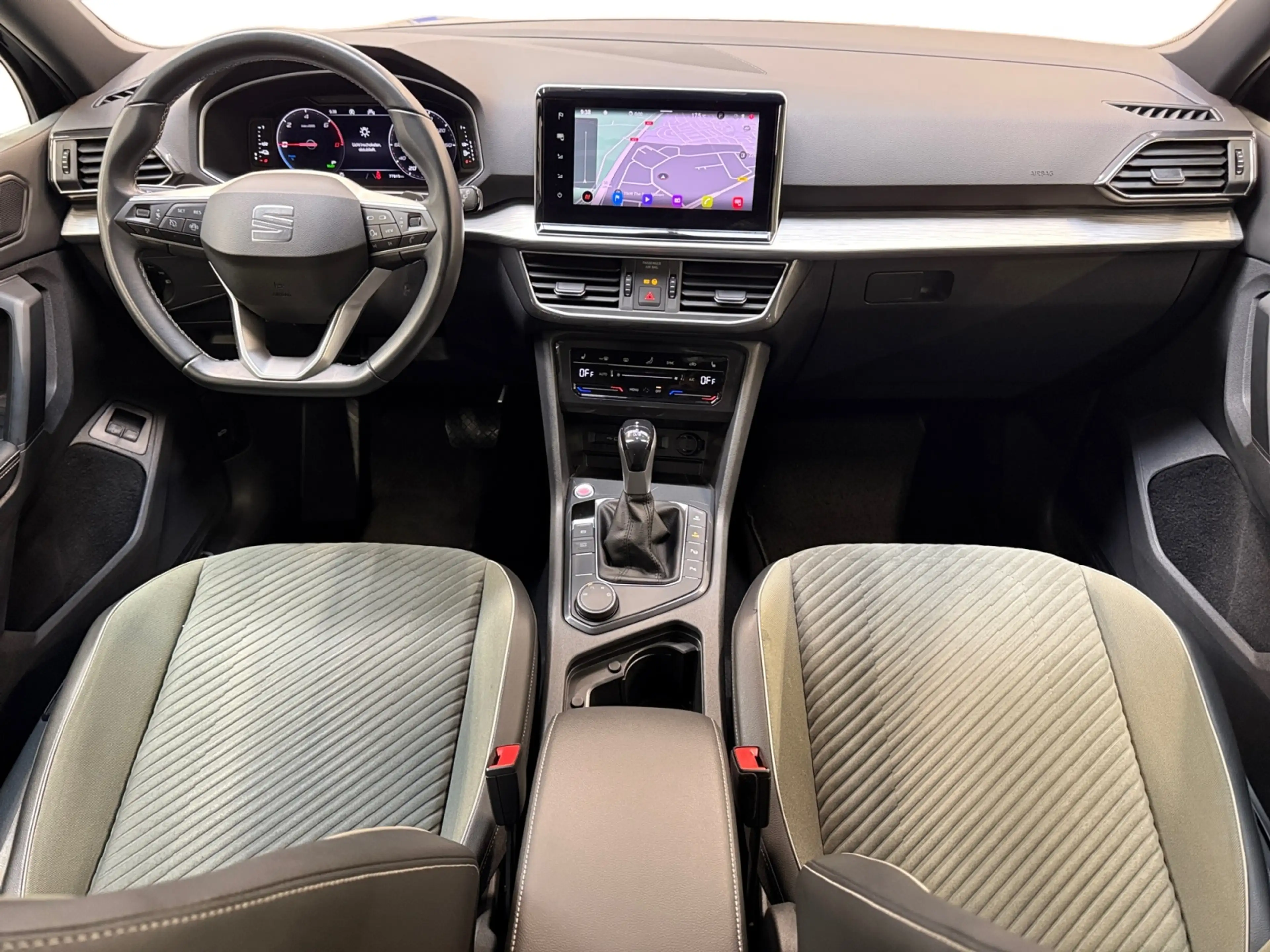 SEAT Tarraco 1.4 TSI e-Hybrid PHEV Xperience Business Intense I — photo 6