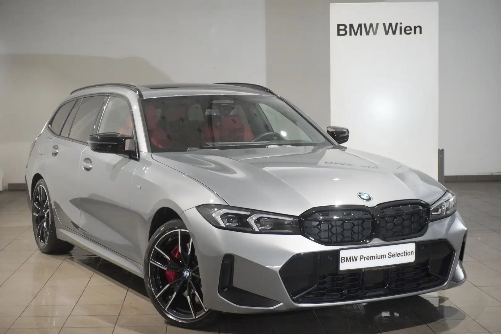 BMW 340 M340i xDrive Grau - 1