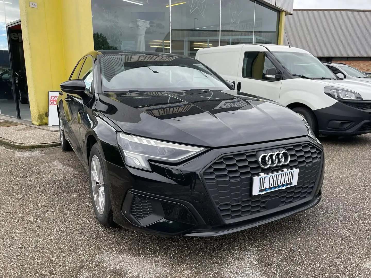 Audi A3 A3 Sportback 40 1.4 tfsi Business Advanced Stronic Nero - 2