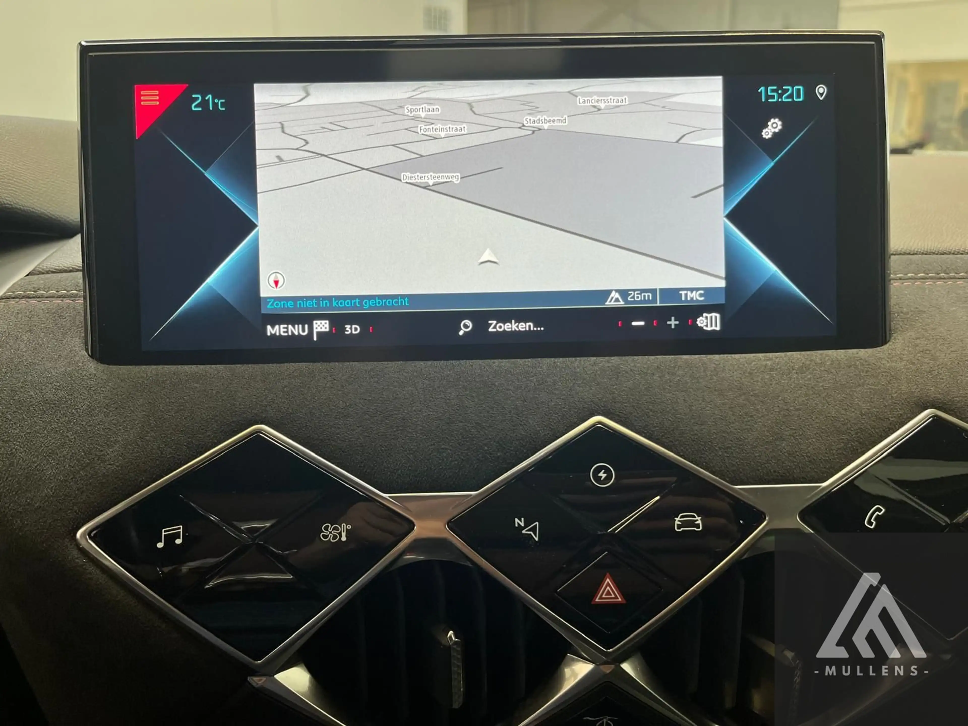 DS Automobiles DS 3 Crossback E-Tense Performance Line+ — photo 12