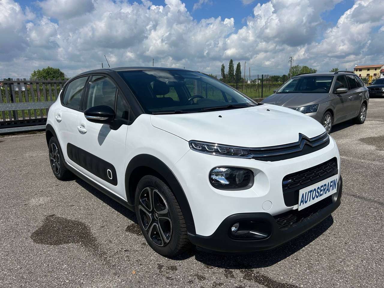 Citroen C3 C3 III 2017 1.2 puretech Shine Gpl 82cv