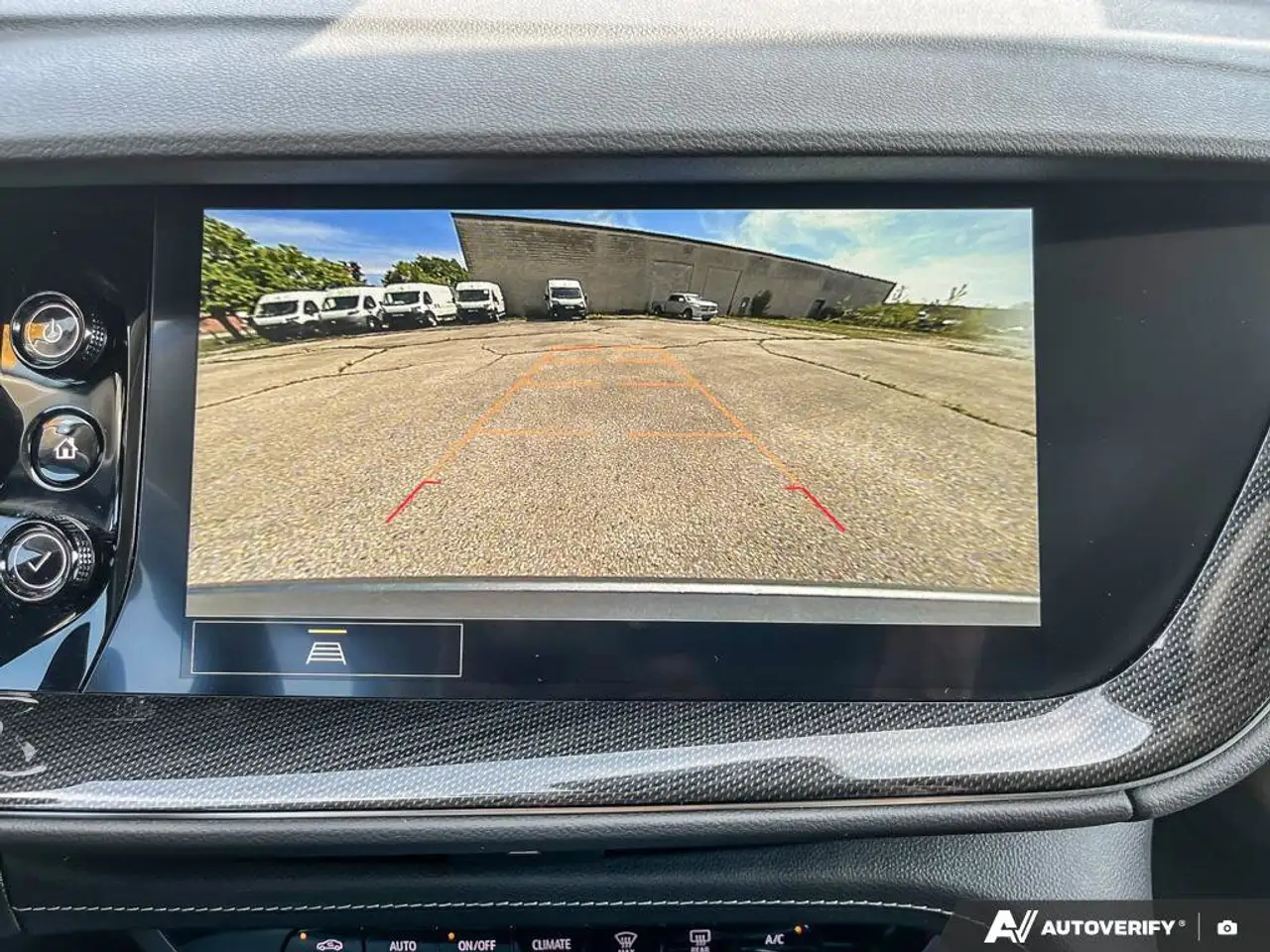Buick Envision снимка Buick Envision